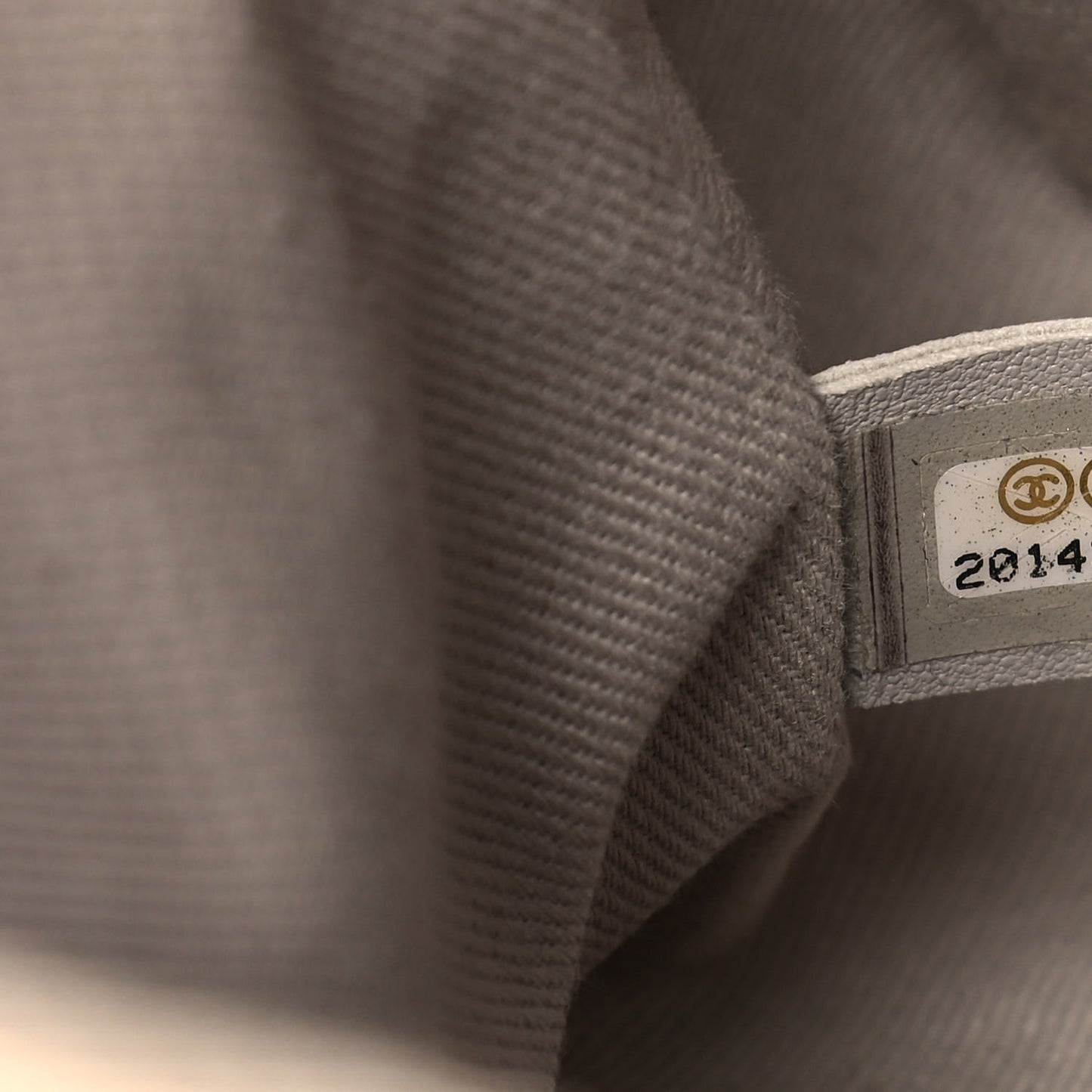 Caviar Quilted Jumbo Easy Flap Beige