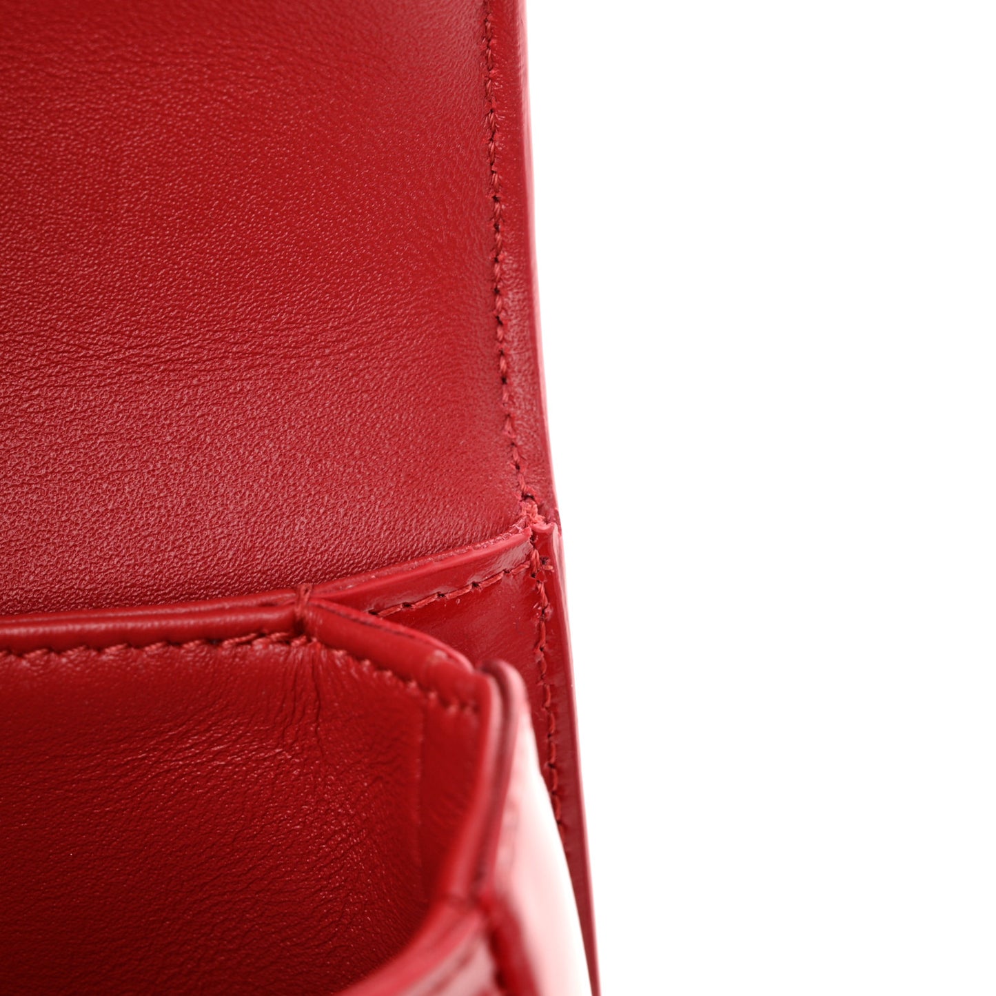 Shiny Calfskin Triomphe Mini Besace Clea Red