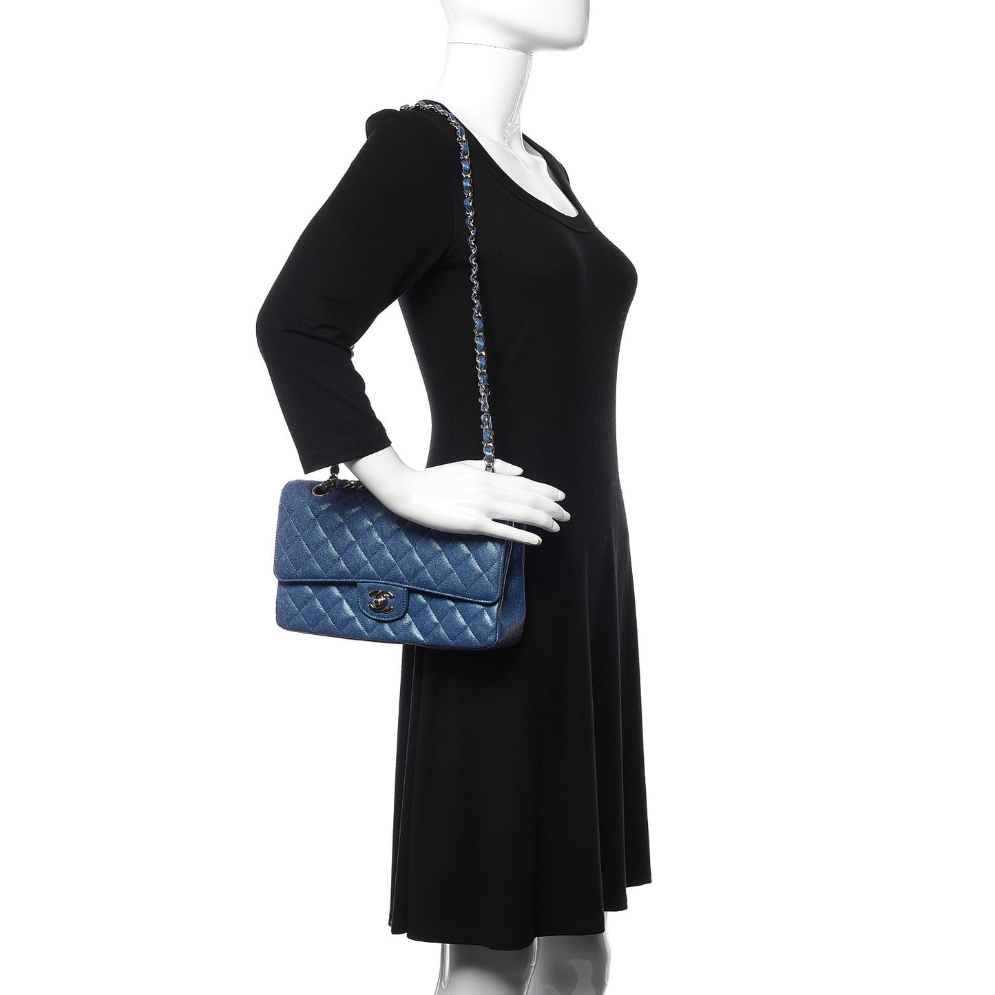Iridescent Caviar Quilted Medium Double Flap Dark Blue