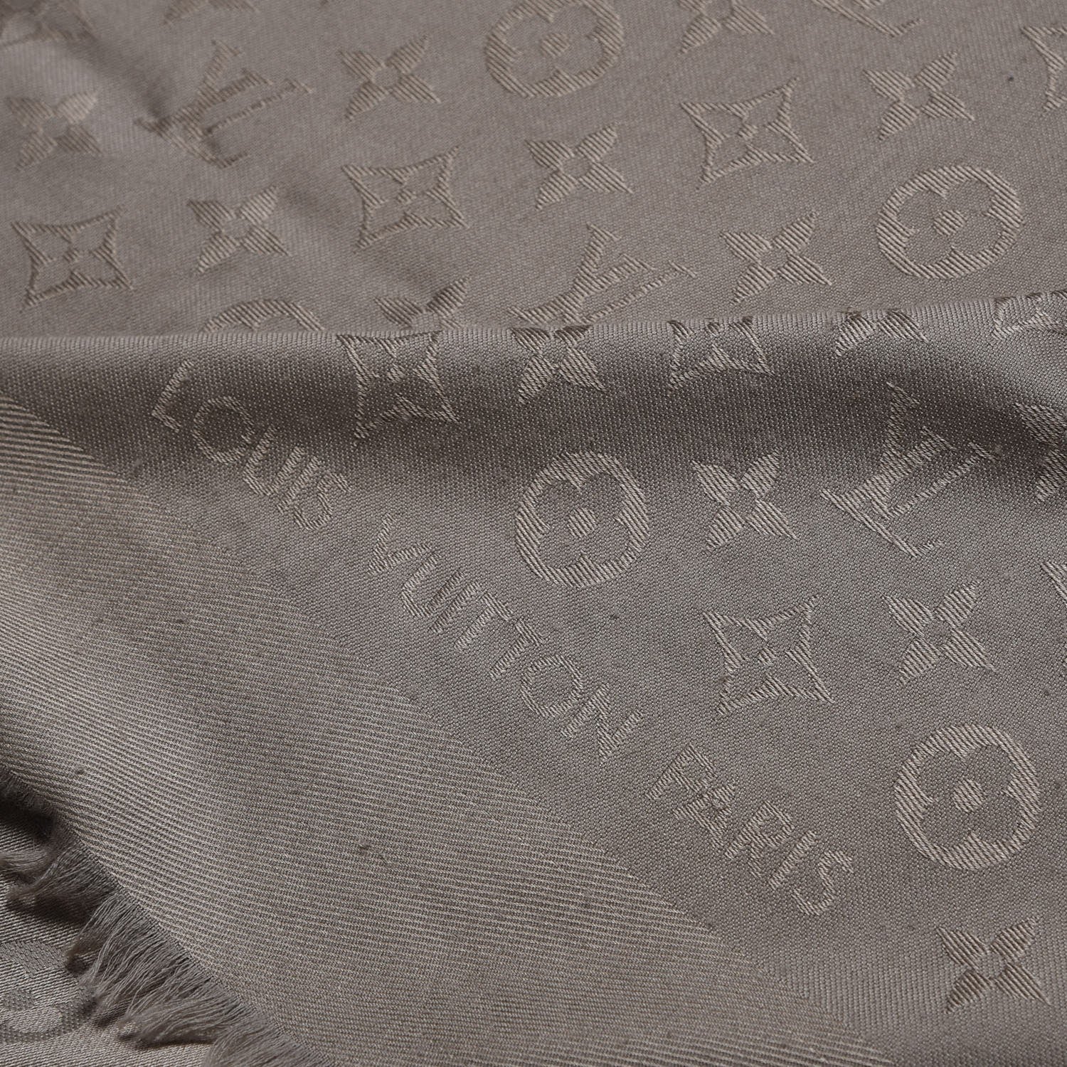 Louis Vuitton Silk Wool Monogram Shawl Verone 4 of 5
