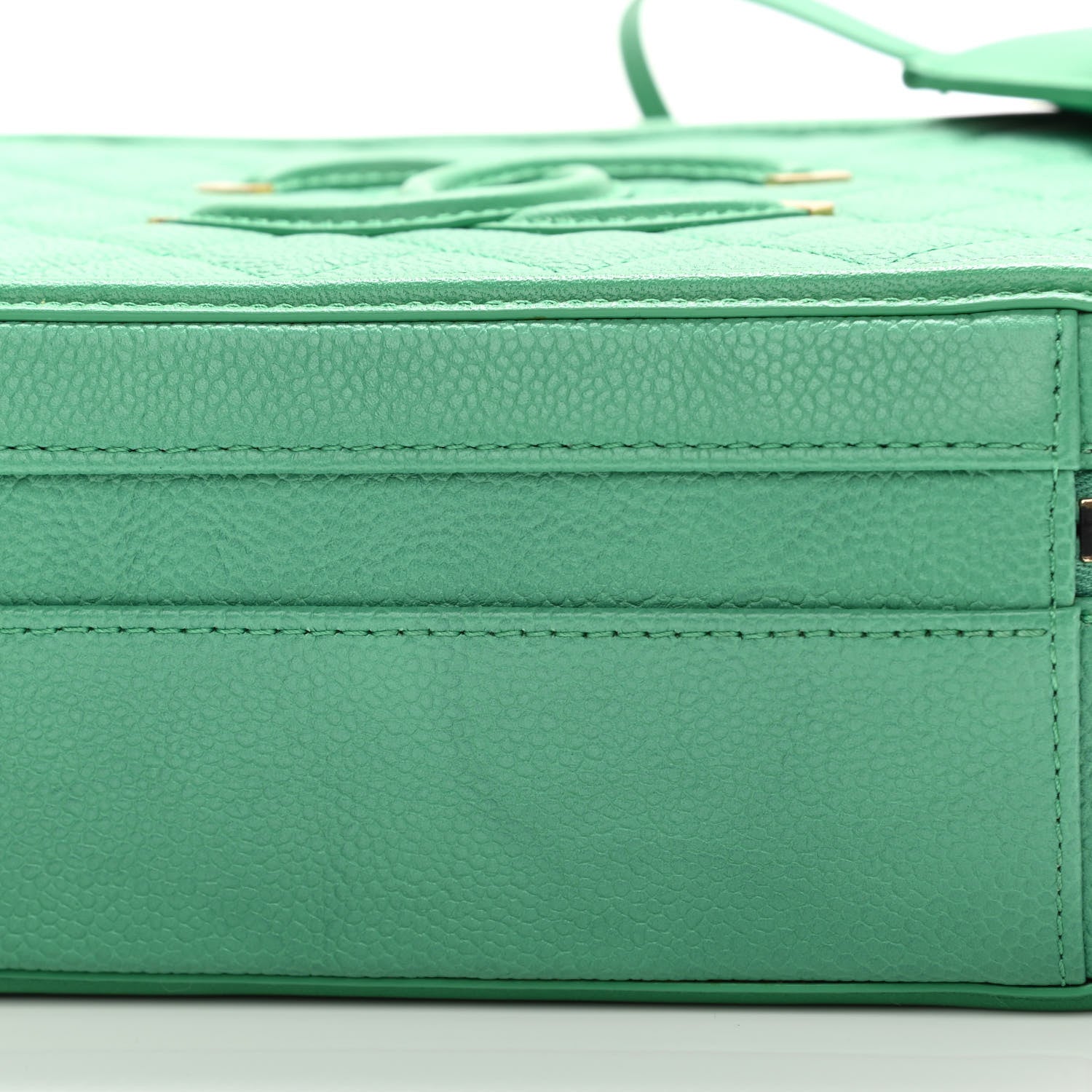 Chanel Caviar Quilted Medium CC Filigree Vanity Case Green 11 of 12