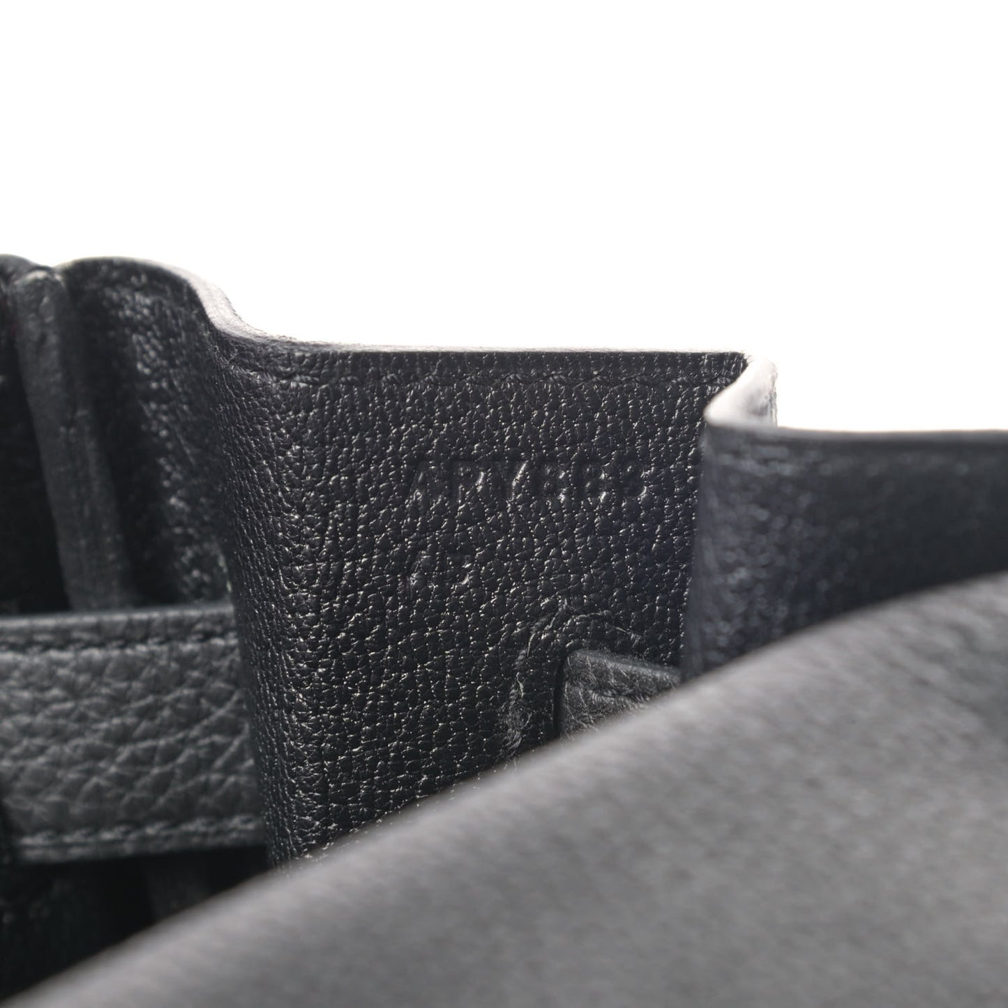Togo Kelly Retourne 35 Black