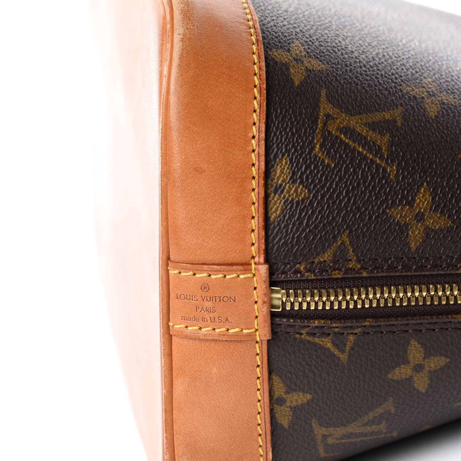 Louis Vuitton Monogram Alma PM 9 of 11