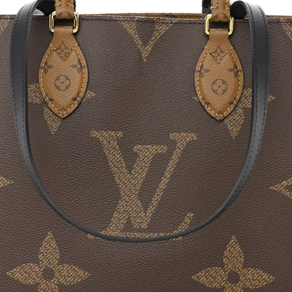 Louis Vuitton Reverse Monogram Giant Onthego MM 7 of 10