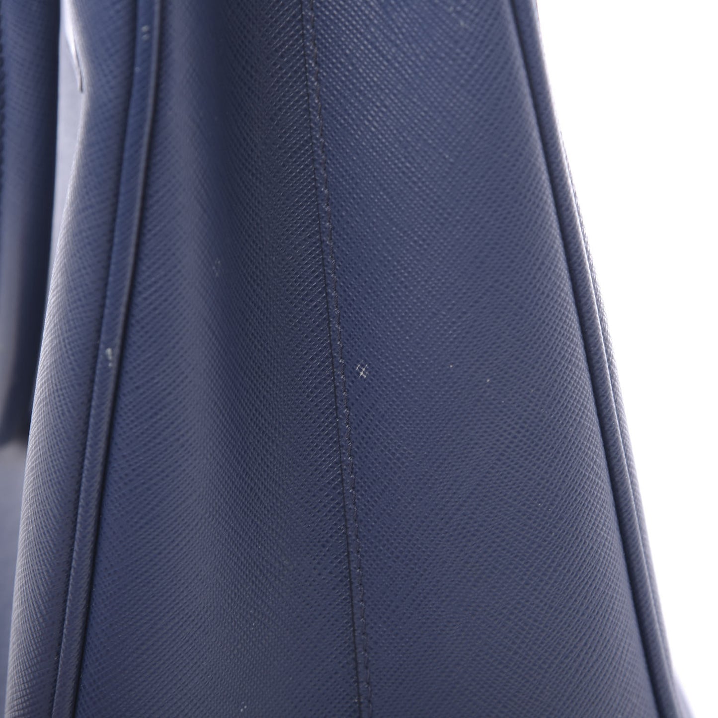 Saffiano Lux Medium Tote Bluette