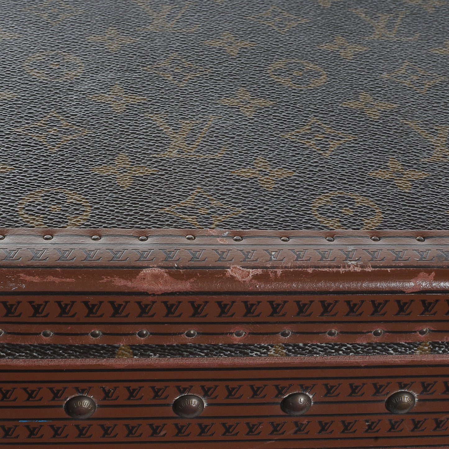 Monogram Alzer 70