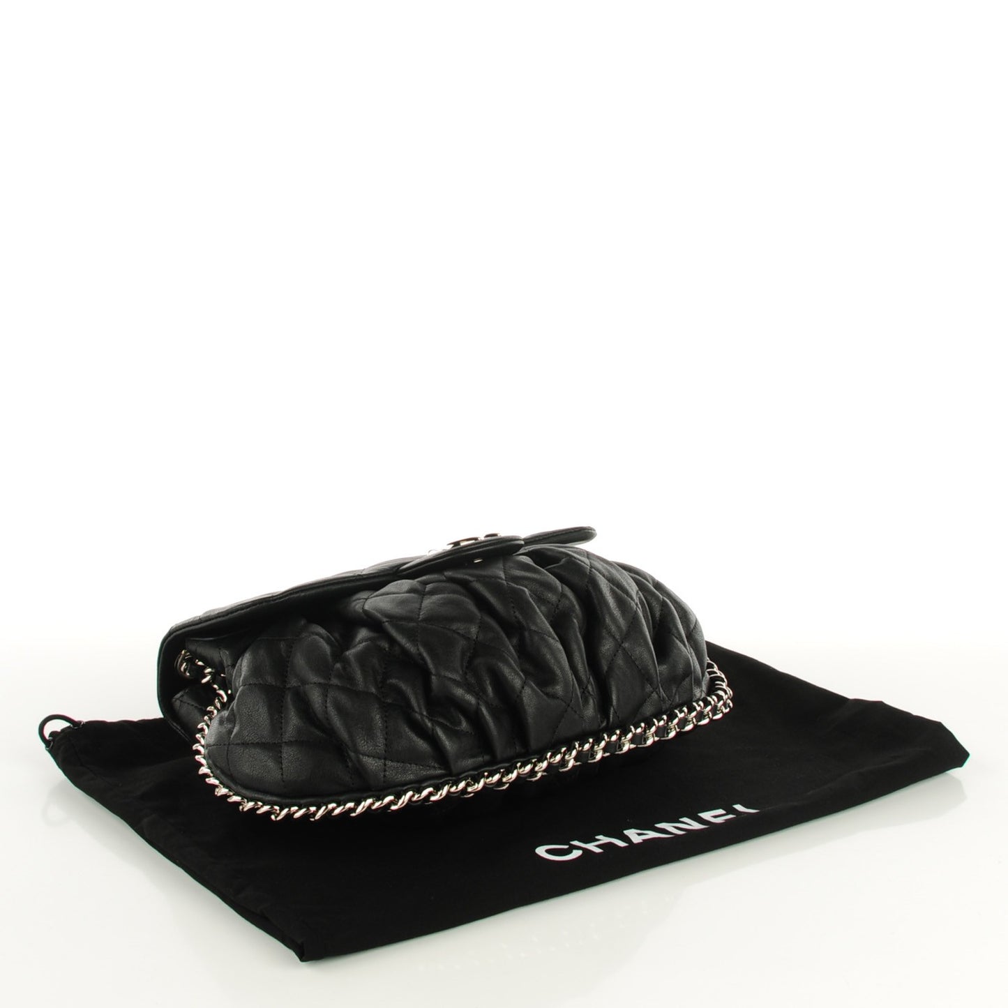 Washed Lambskin Quilted Medium Chain Around Messenger Black
