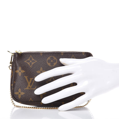 Louis Vuitton Monogram Mini Pochette Accessories 2 of 7