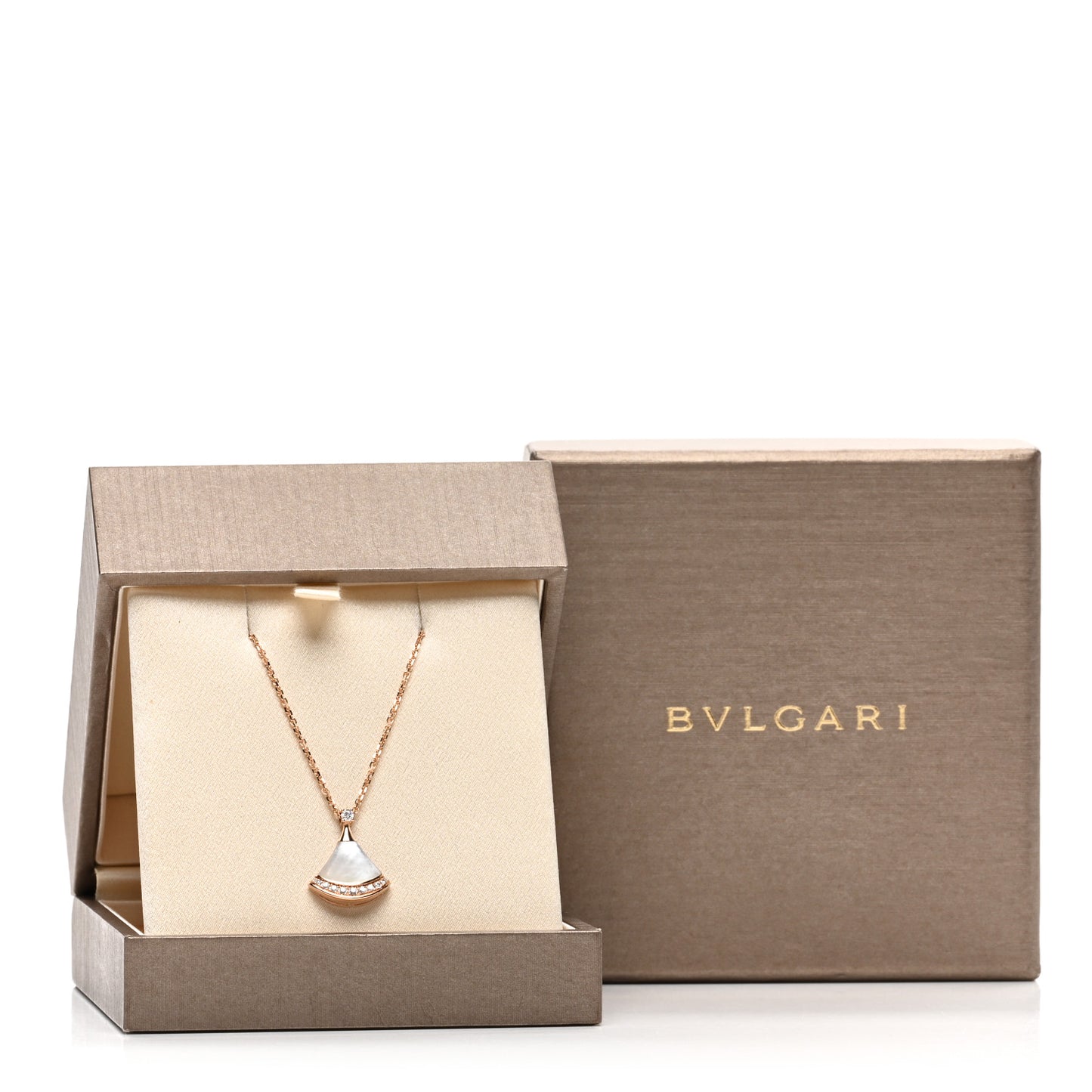 18K Rose Gold Diamond Mother of Pearl Divas' Dream Pave Pendant Necklace