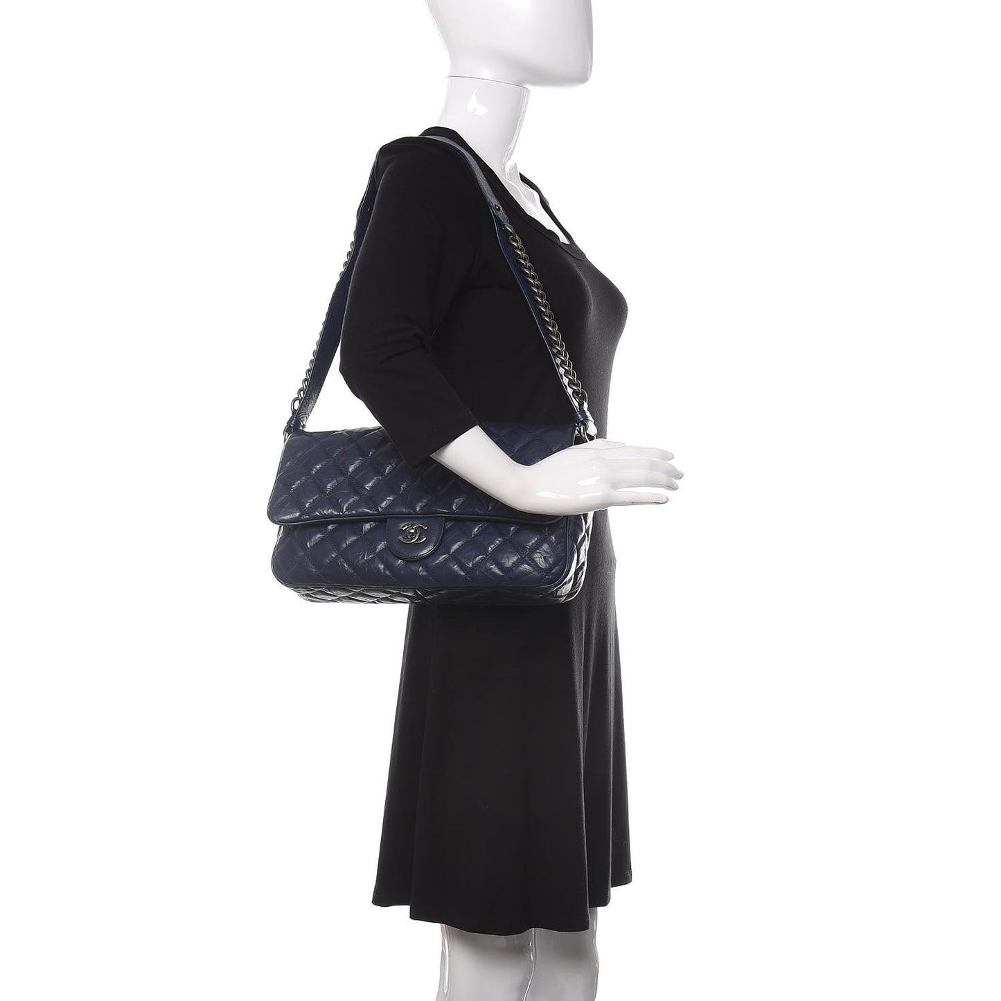 Aged Calfskin Quilted Jumbo Chain Detail Flap Blue