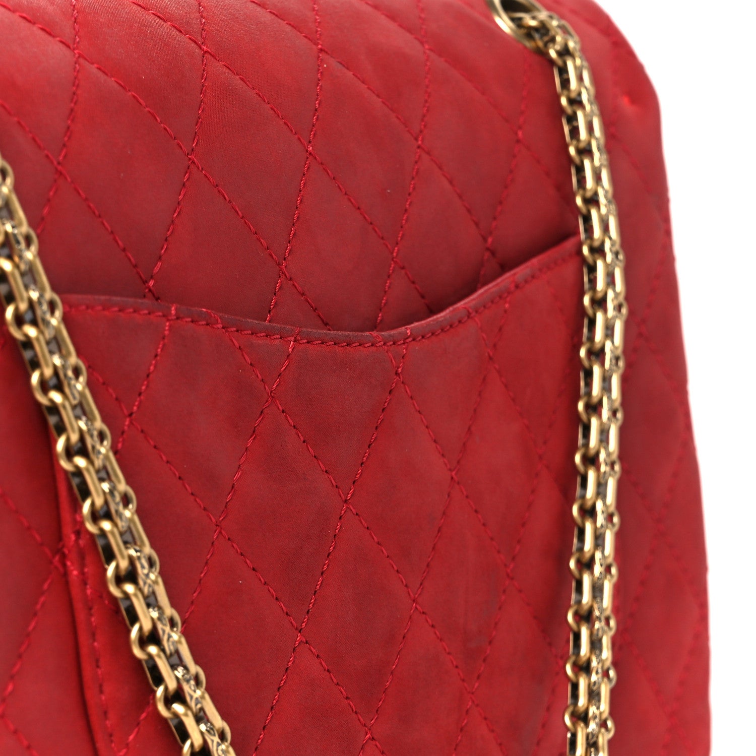 Chanel Iridescent Calfskin Quilted 2.55 Reissue 226 Flap Red 11 of 11