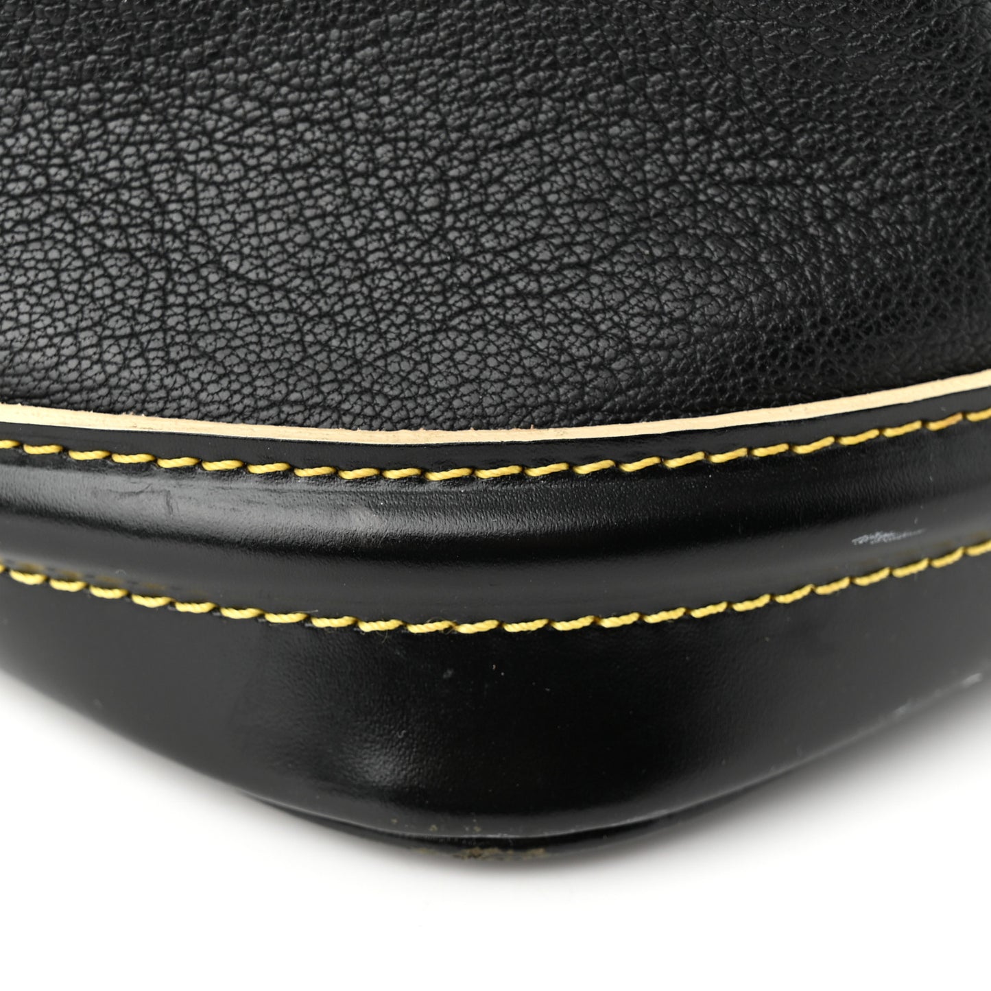 Suhali Lockit MM Black