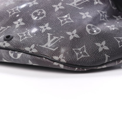 Louis Vuitton Monogram Galaxy Discovery Bumbag 9 of 9