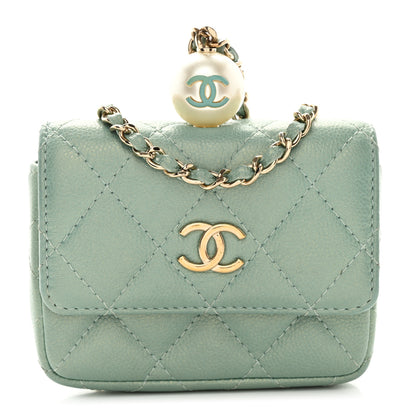 Chanel Iridescent Caviar Quilted Pearl On Top Coin Purse With Chain Light Green 1 of 9