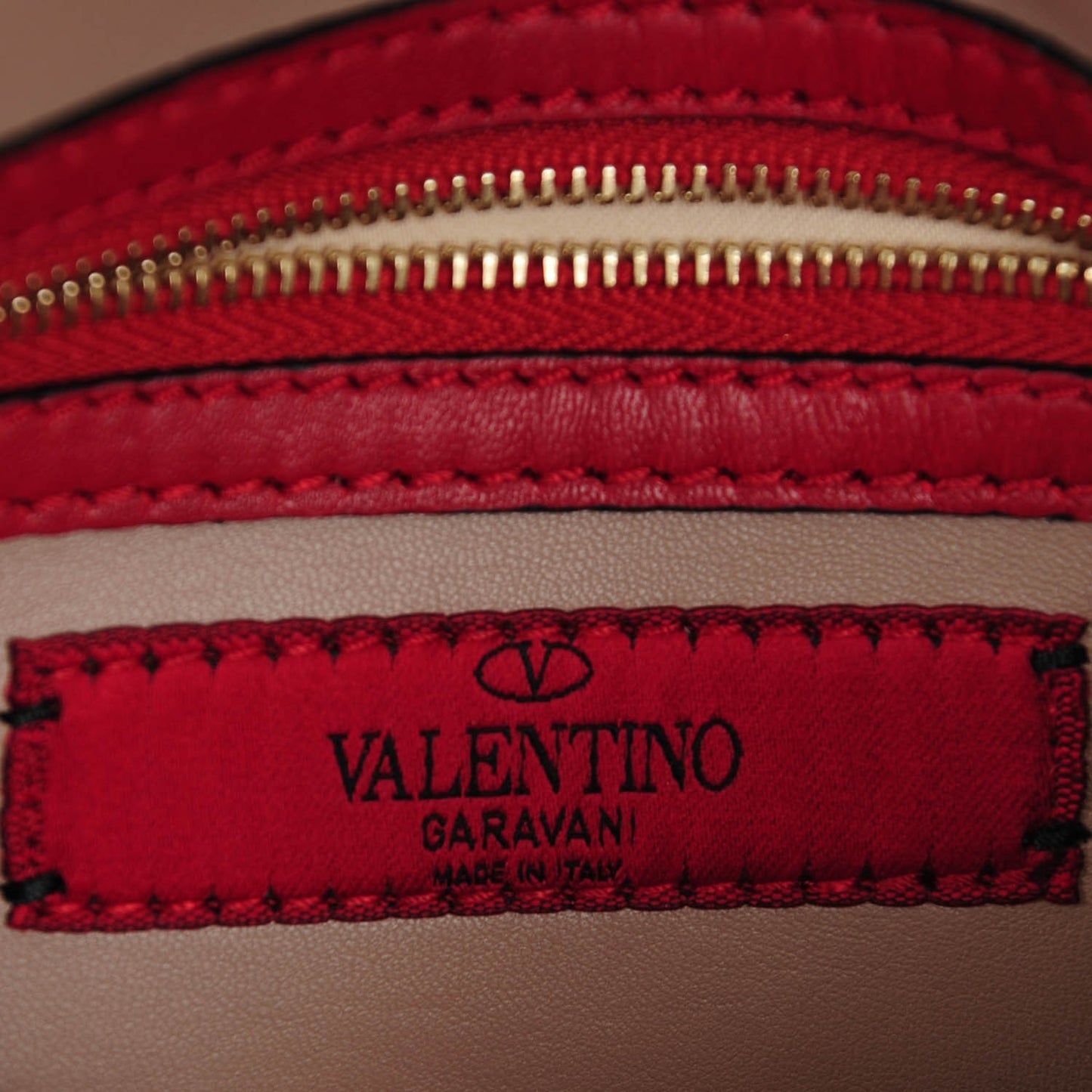 Nappa Rockstud Wristlet Clutch Rosso Valentino