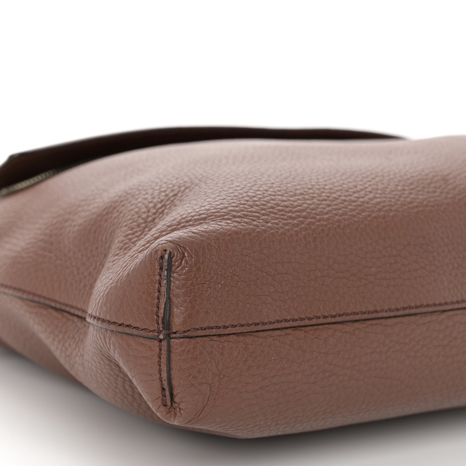 Gucci Pebbled Calfskin Medium Soho Messenger Bag Brown 9 of 13