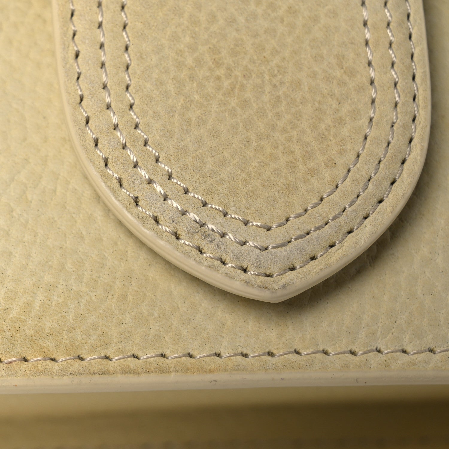 Jacquemus Grained Calfskin Le Grand Bambino Light Yellow 1837086