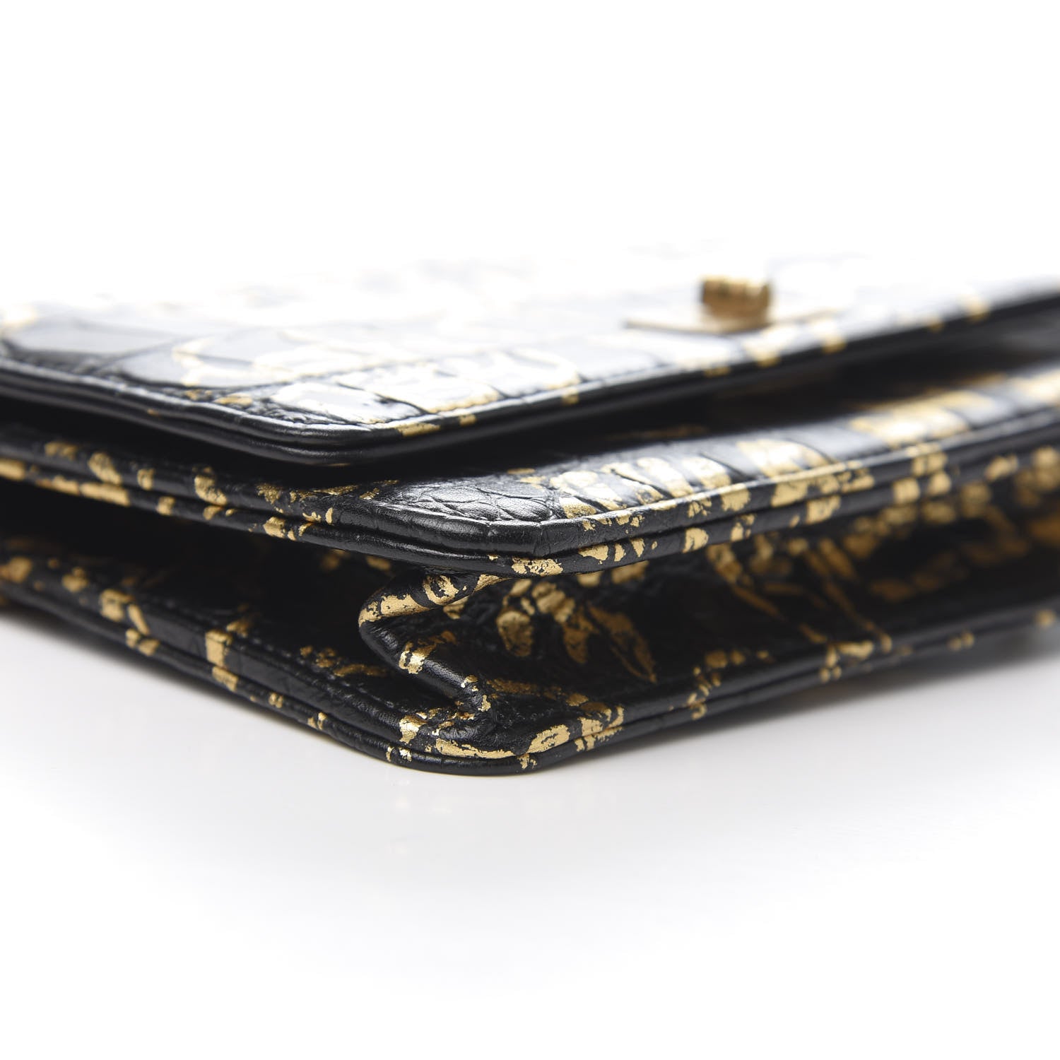 Chanel Calfskin Crocodile Embossed Graffiti 2.55 Cocodile Reissue Wallet On Chain WOC Black Gold 9 of 22