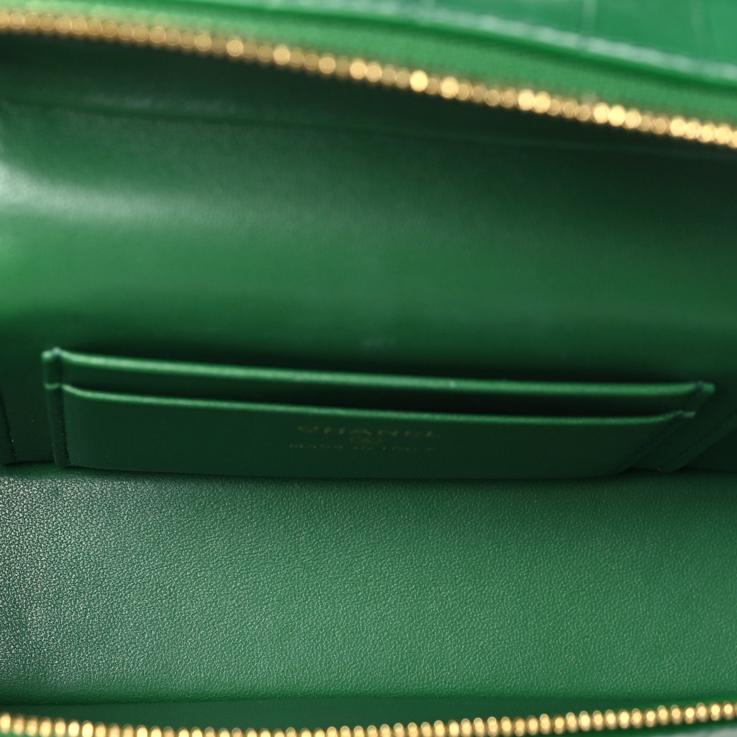 Calfskin Crocodile Embossed Crococo Top Handle Slim Vanity Case With Chain Emerald