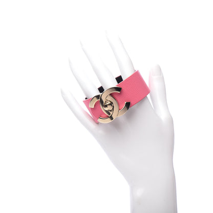 Chanel Caviar CC Turnlock Bracelet M Pink 2 of 5