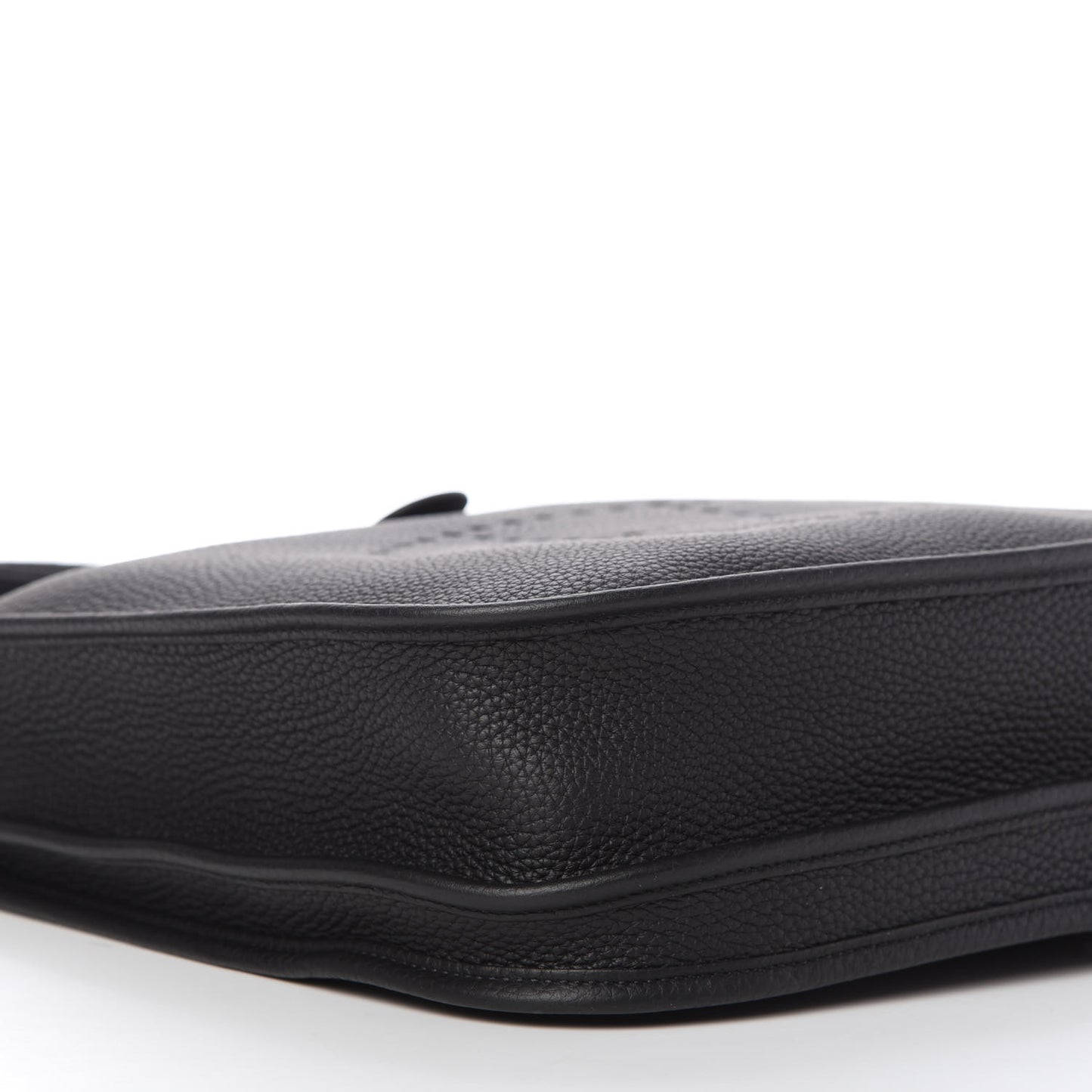 Taurillon Clemence Evelyne III PM Black