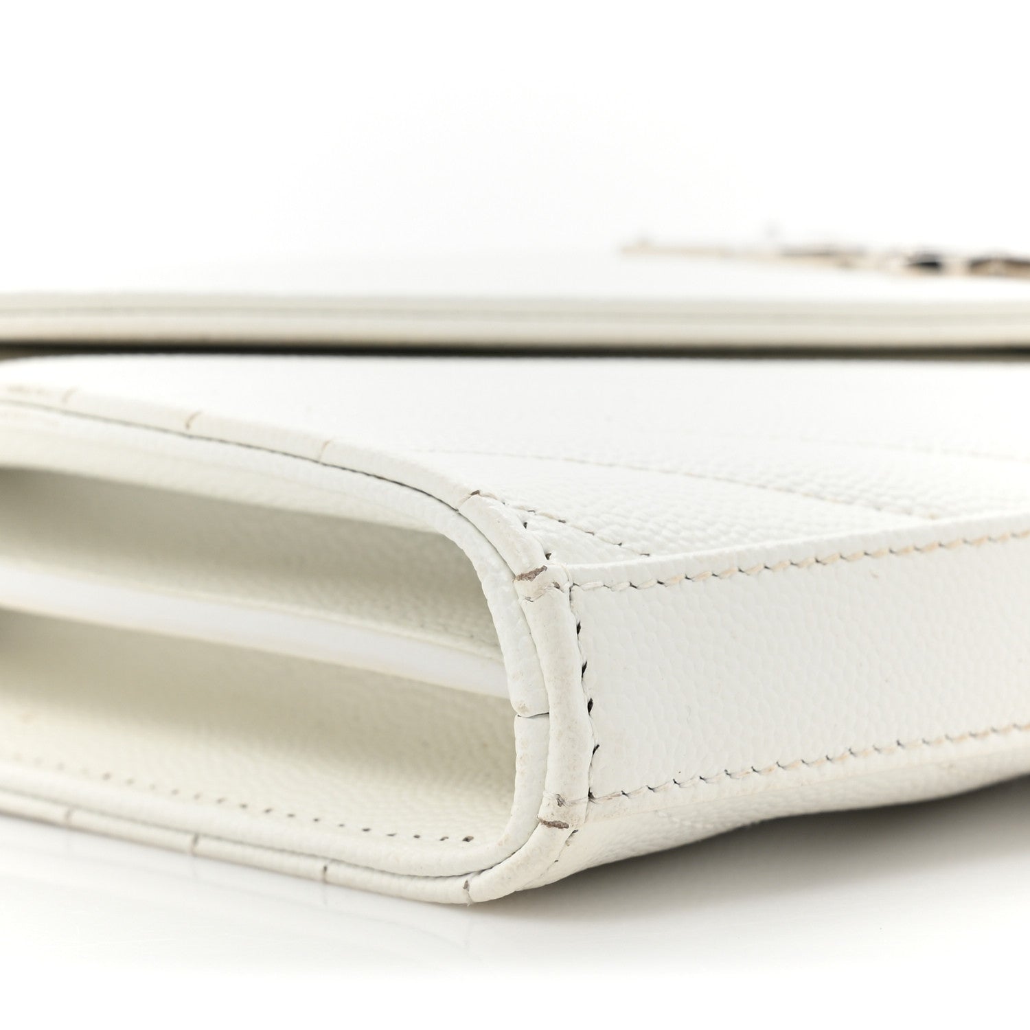 Saint Laurent Grain De Poudre Matelasse Chevron Monogram Chain Wallet White 10 of 13