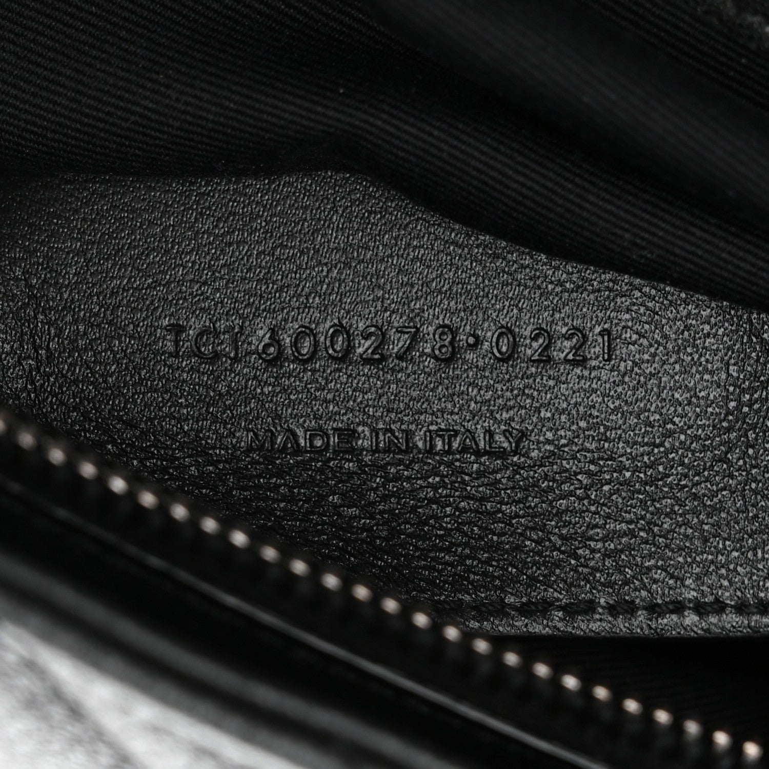 Saint Laurent Sheepskin Matelasse Chevron Monogram Large College Satchel Black 7 of 15