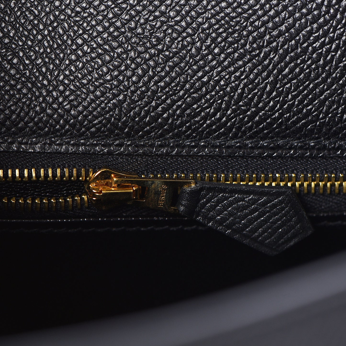 Epsom Kelly Sellier 28 Black