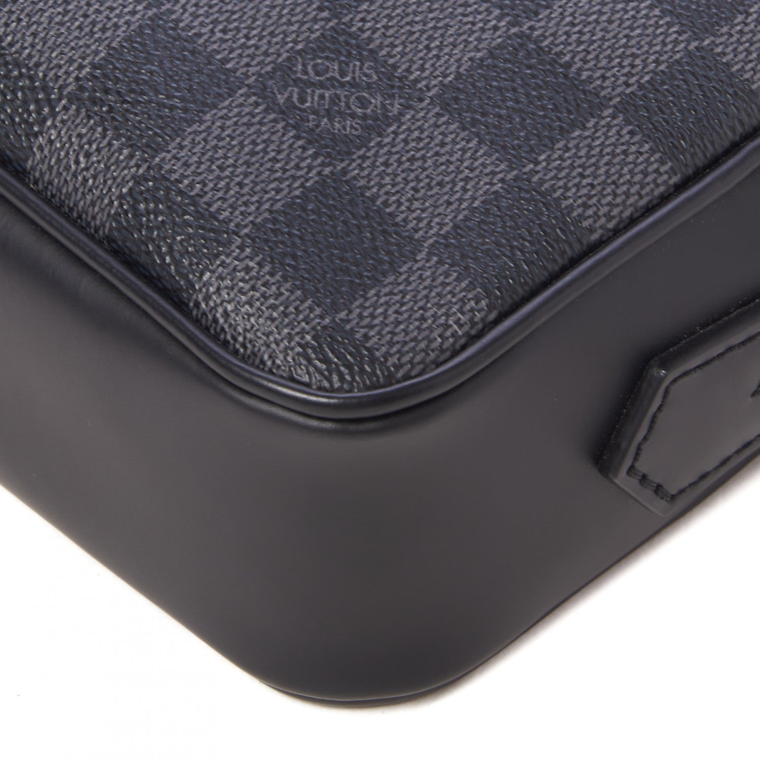 Louis Vuitton Damier Graphite Kasai Clutch 4 of 7