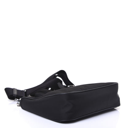 Prada Nylon Re-Edition 2005 Shoulder Bag Black 4 of 9