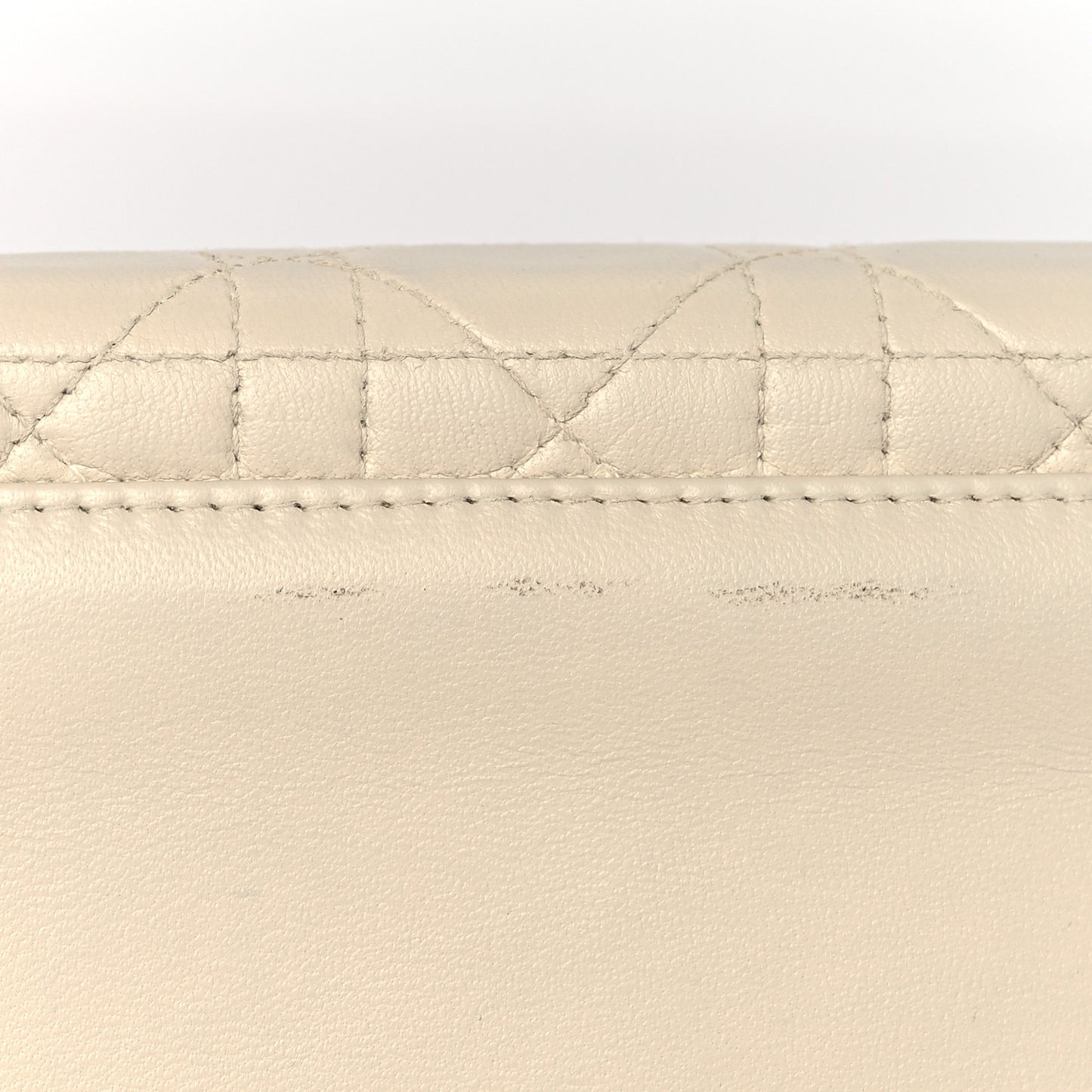 Lambskin Cannage Medium Lady Dior Light Beige