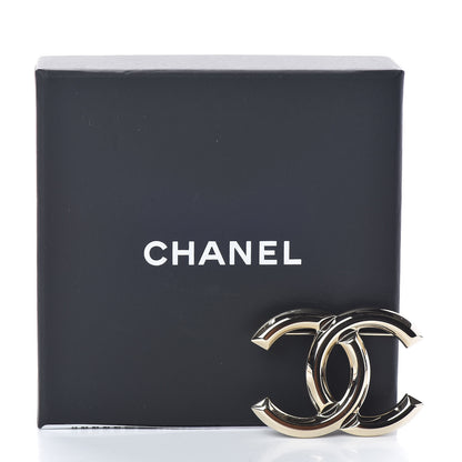 Chanel CC Brooch Gold 5 of 5