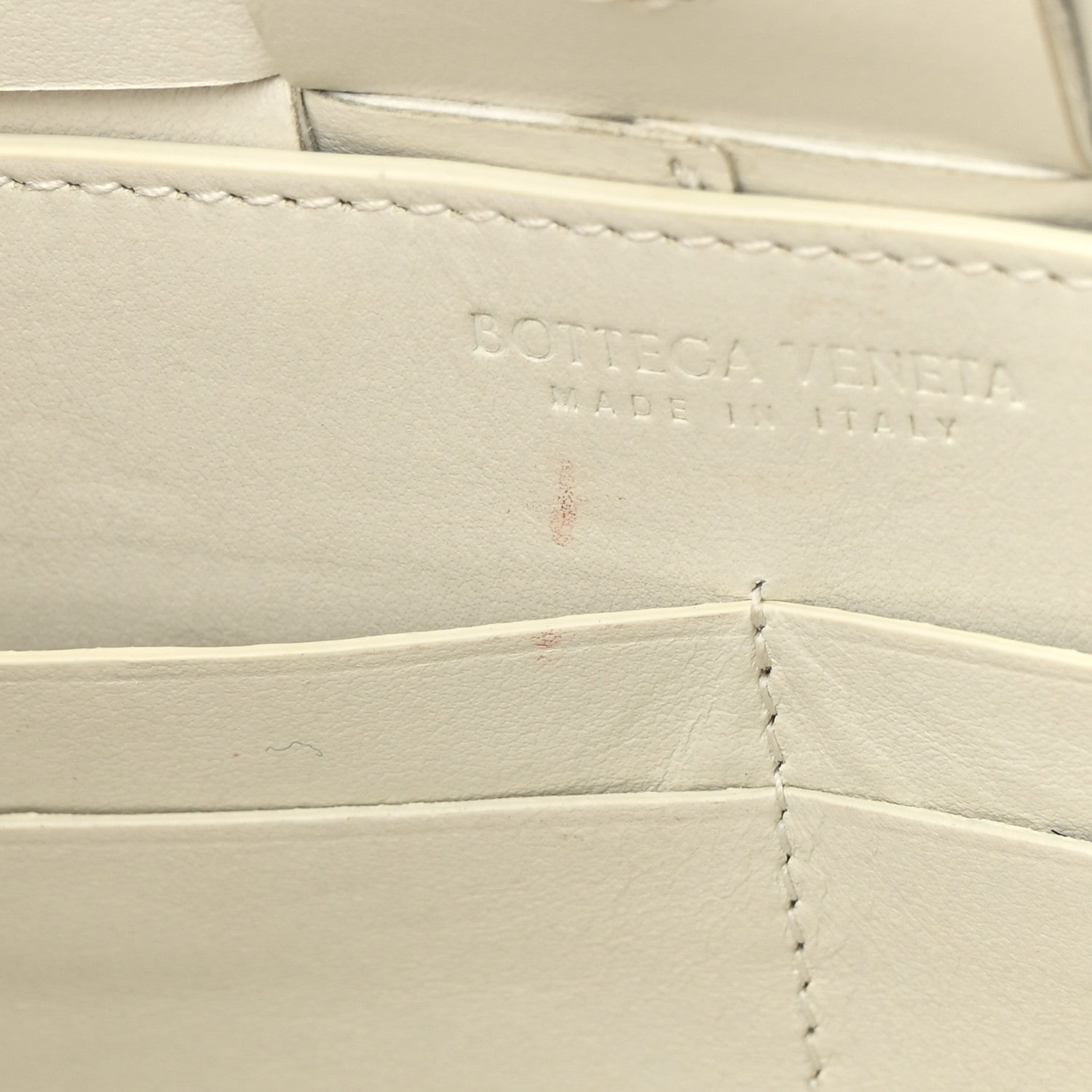 Bottega Veneta Calfskin Maxi Intrecciato Cassette Pouch On Strap Chalk 13 of 15