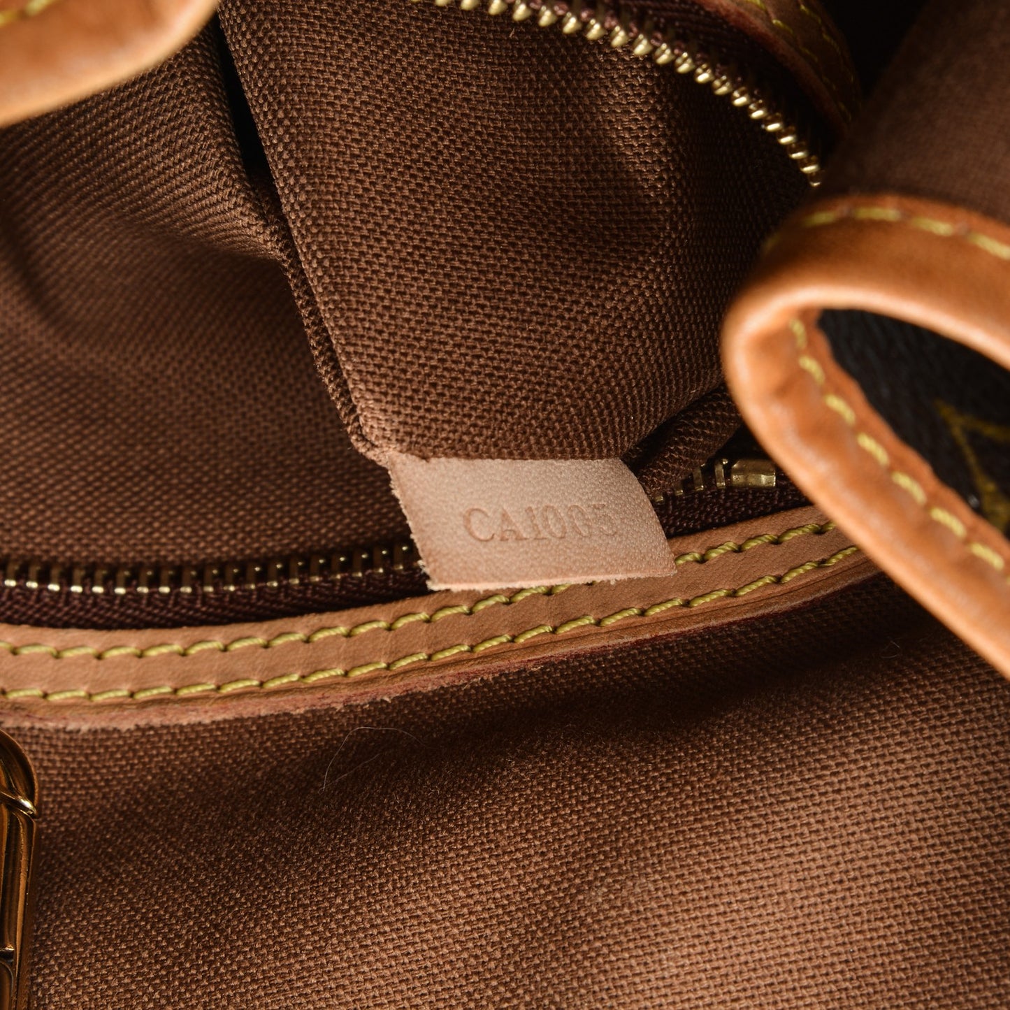 Monogram Batignolles Vertical