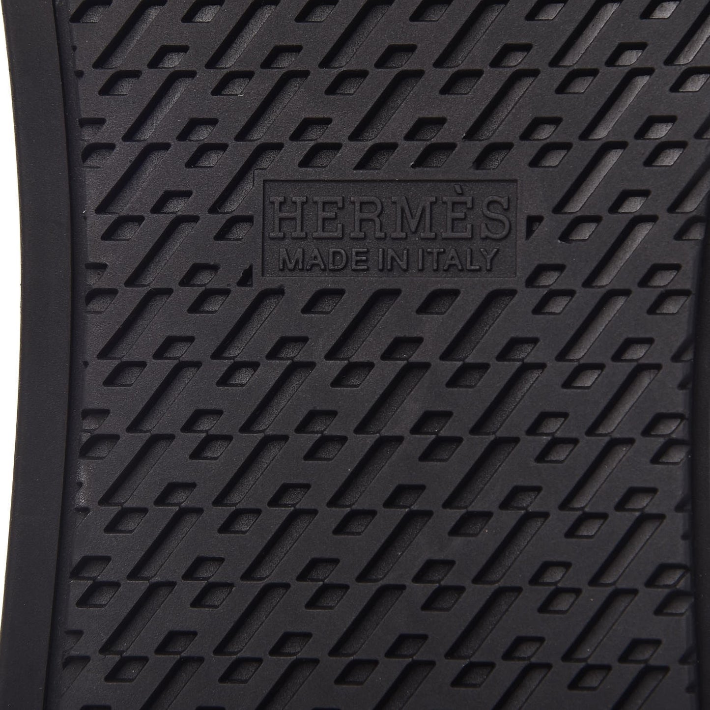 Mens Calfskin Micro Perforated Jimmy High Top Sneakers 41 Black