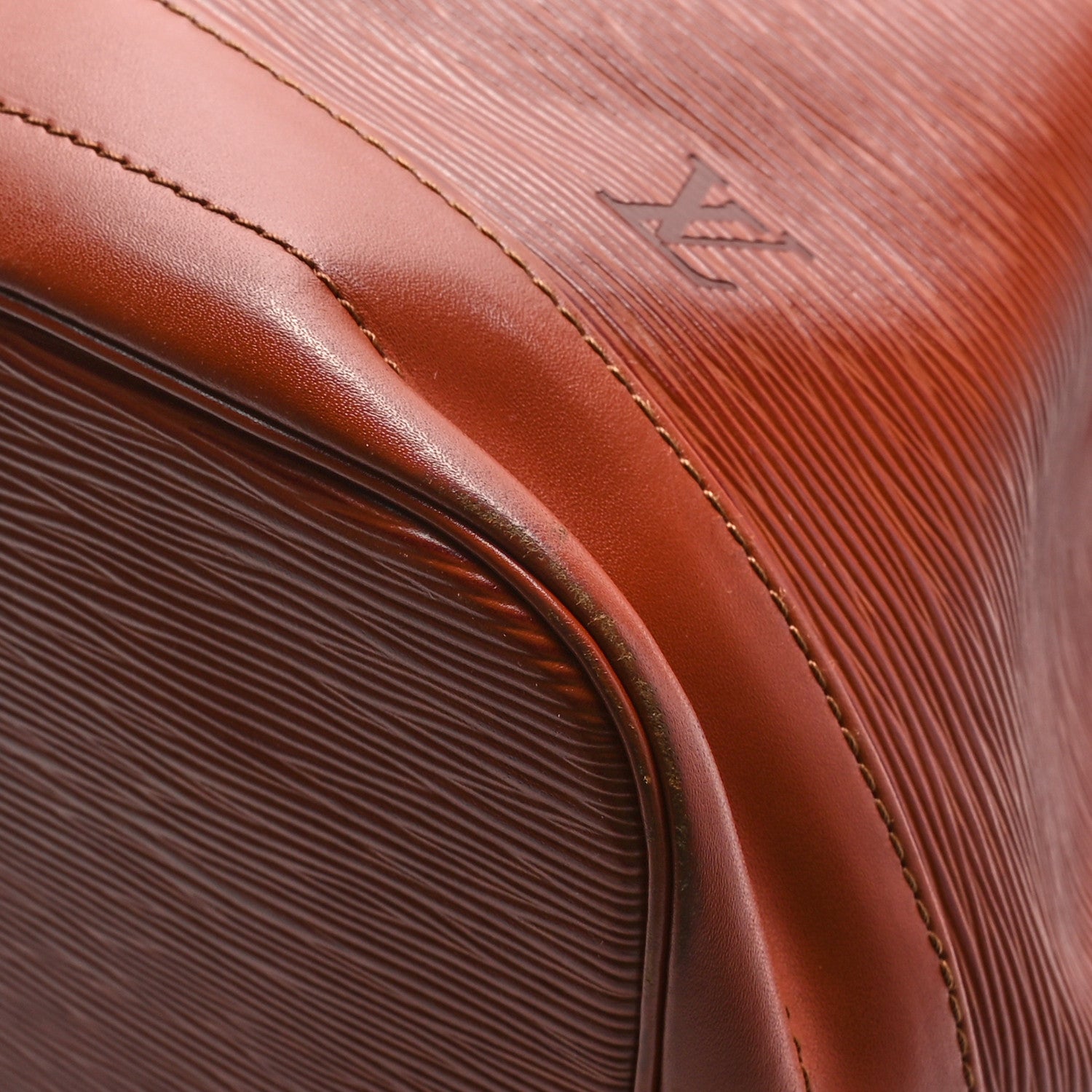 Louis Vuitton Epi Noe Kenyan Fawn 8 of 10