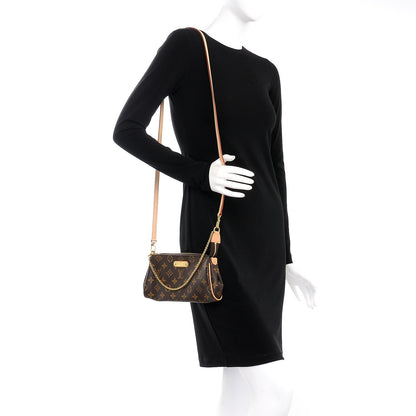 Louis Vuitton Monogram Eva Clutch 2 of 9