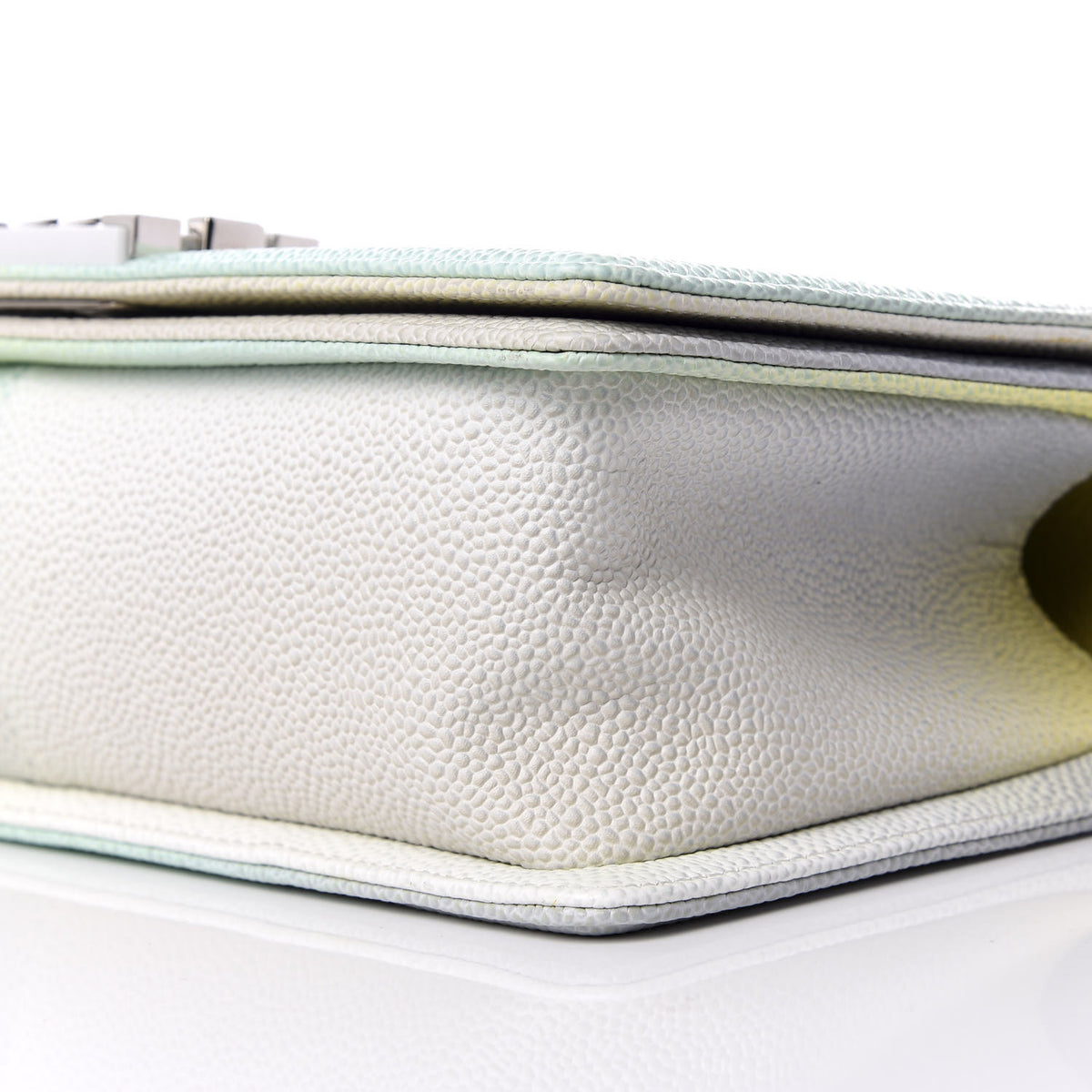 Caviar Quilted Medium Cuba Rainbow Boy Flap Multicolor