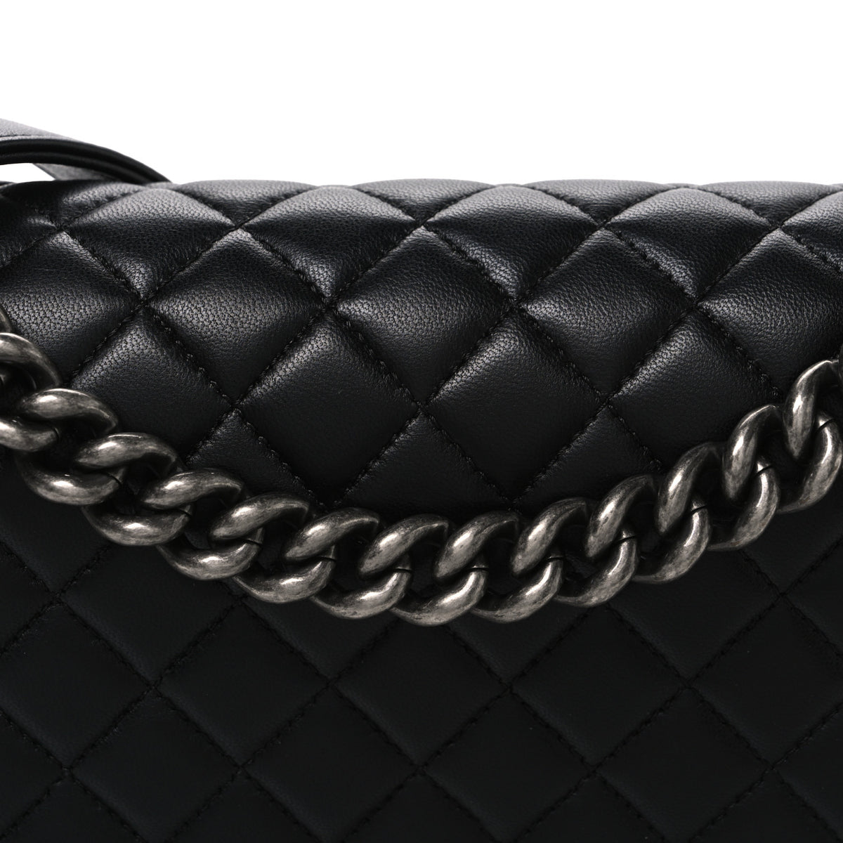 Lambskin Quilted Medium Boy Flap Black