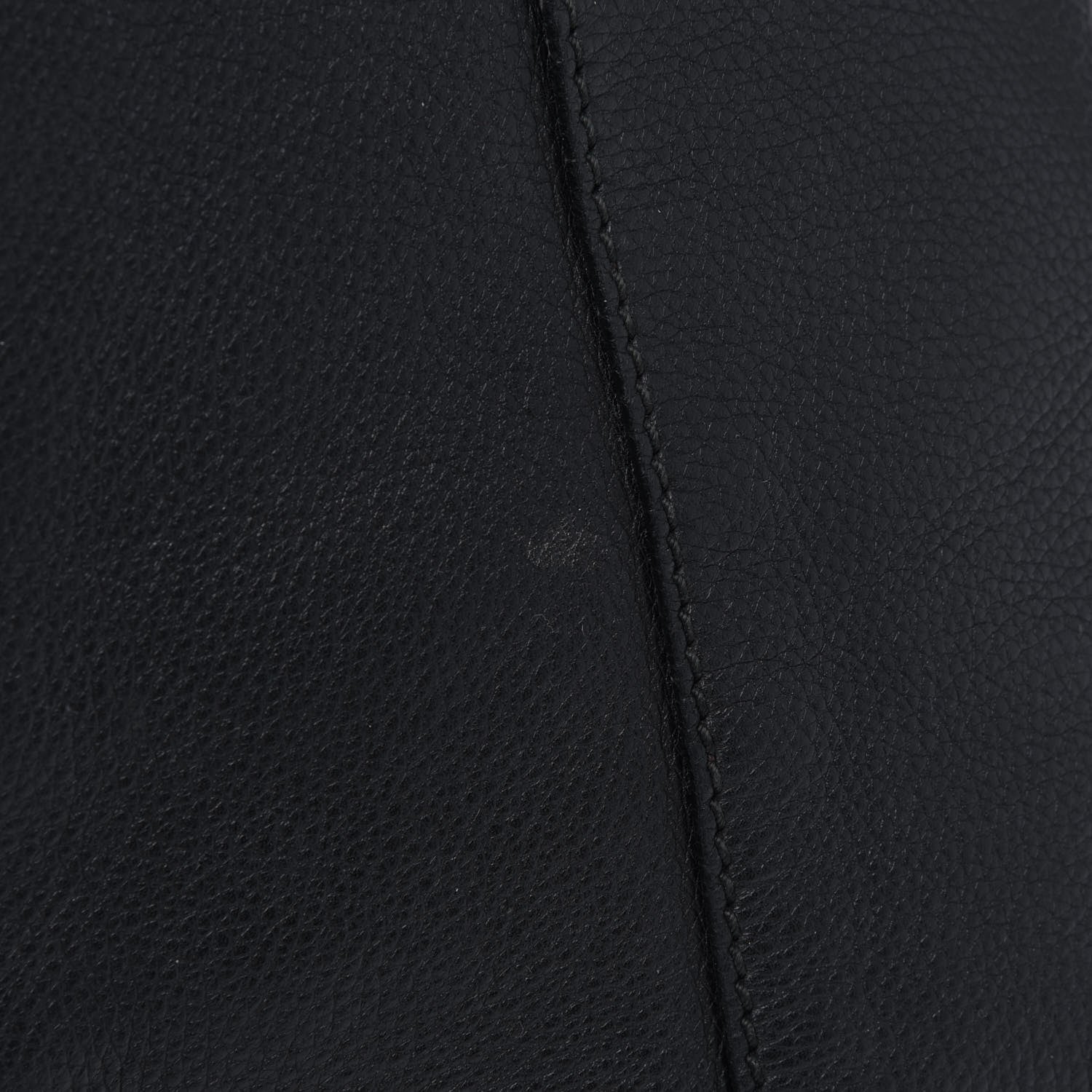 Gucci Pebbled Calfskin Medium Twill Tote Black 21 of 34