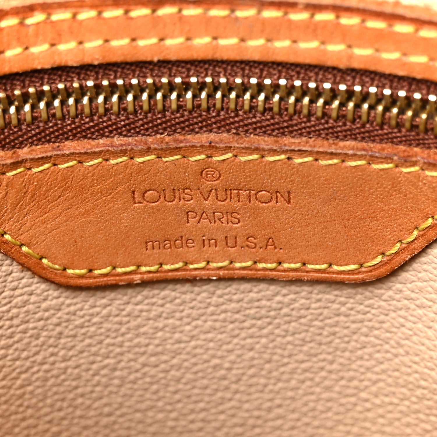 Louis Vuitton Monogram Petit Bucket 23 6 of 14