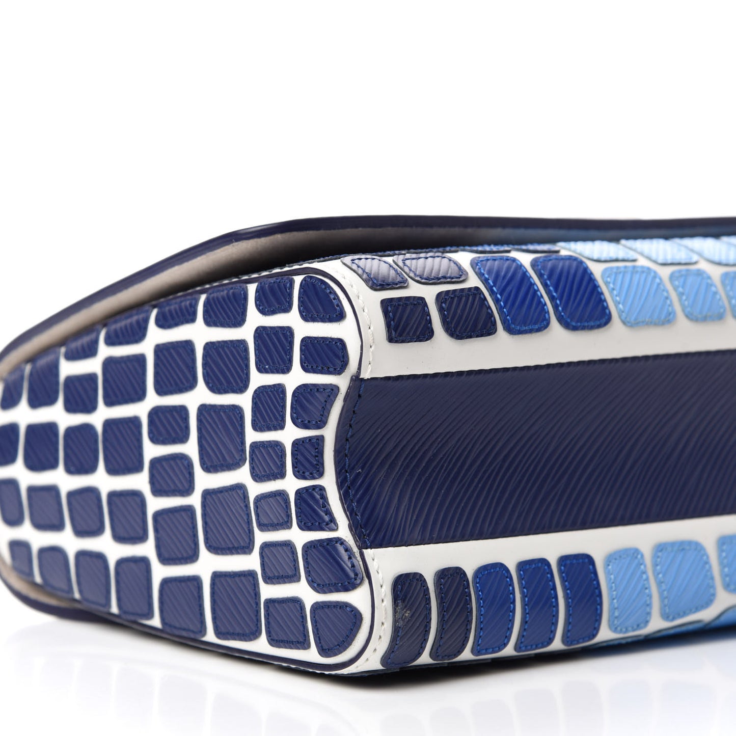 Epi Savane Twist Shoulder Bag MM Blue