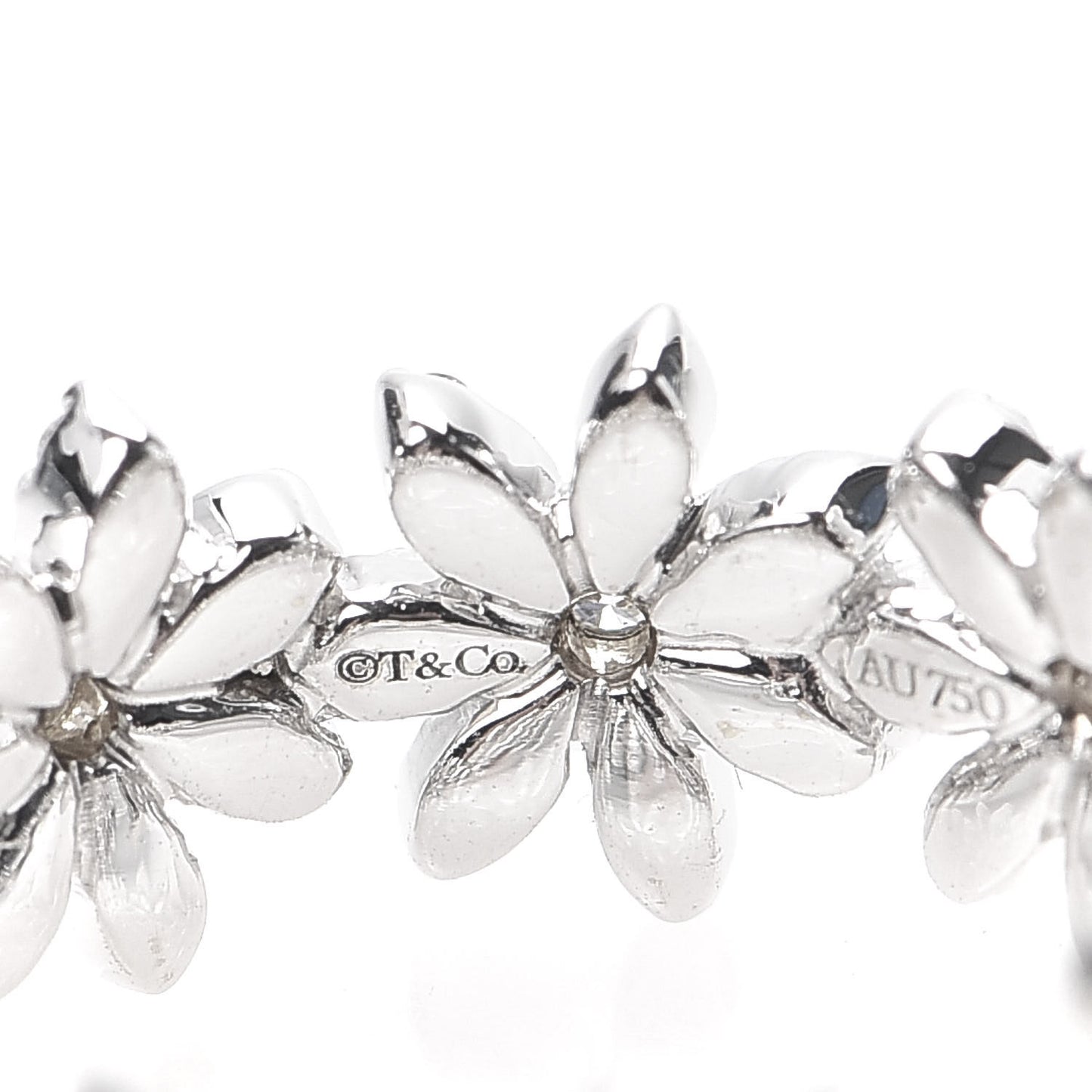18K White Gold Diamond Metro Daisy Band Ring 49 5