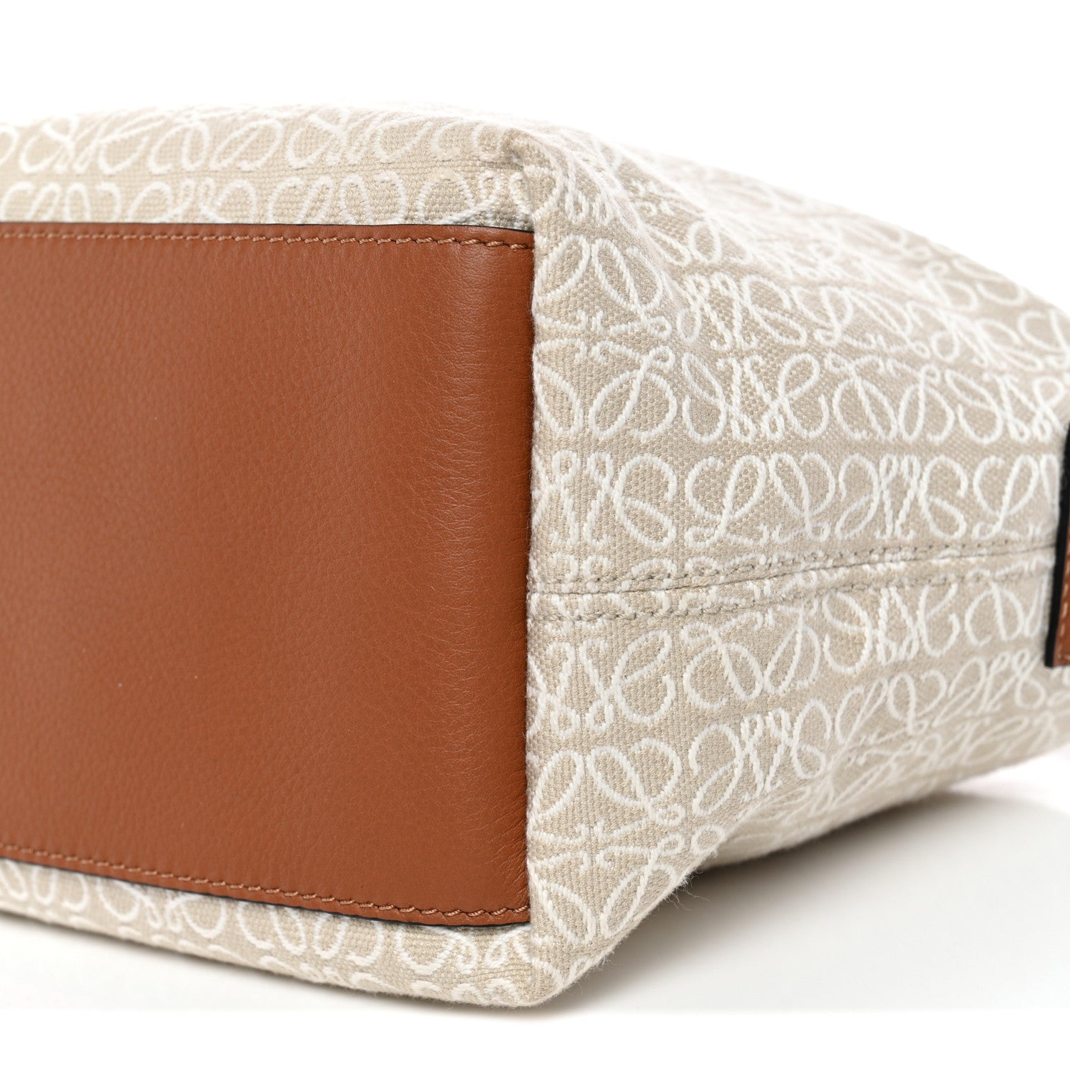 Loewe Jacquard Anagram Calfskin Small Cubi Bag Ecru Tan 10 of 10