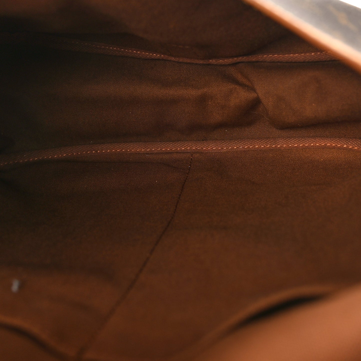 Monogram Saumur 35