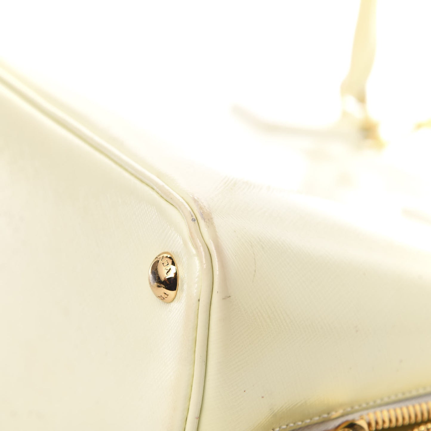 Saffiano Lux Medium Promenade Tote White