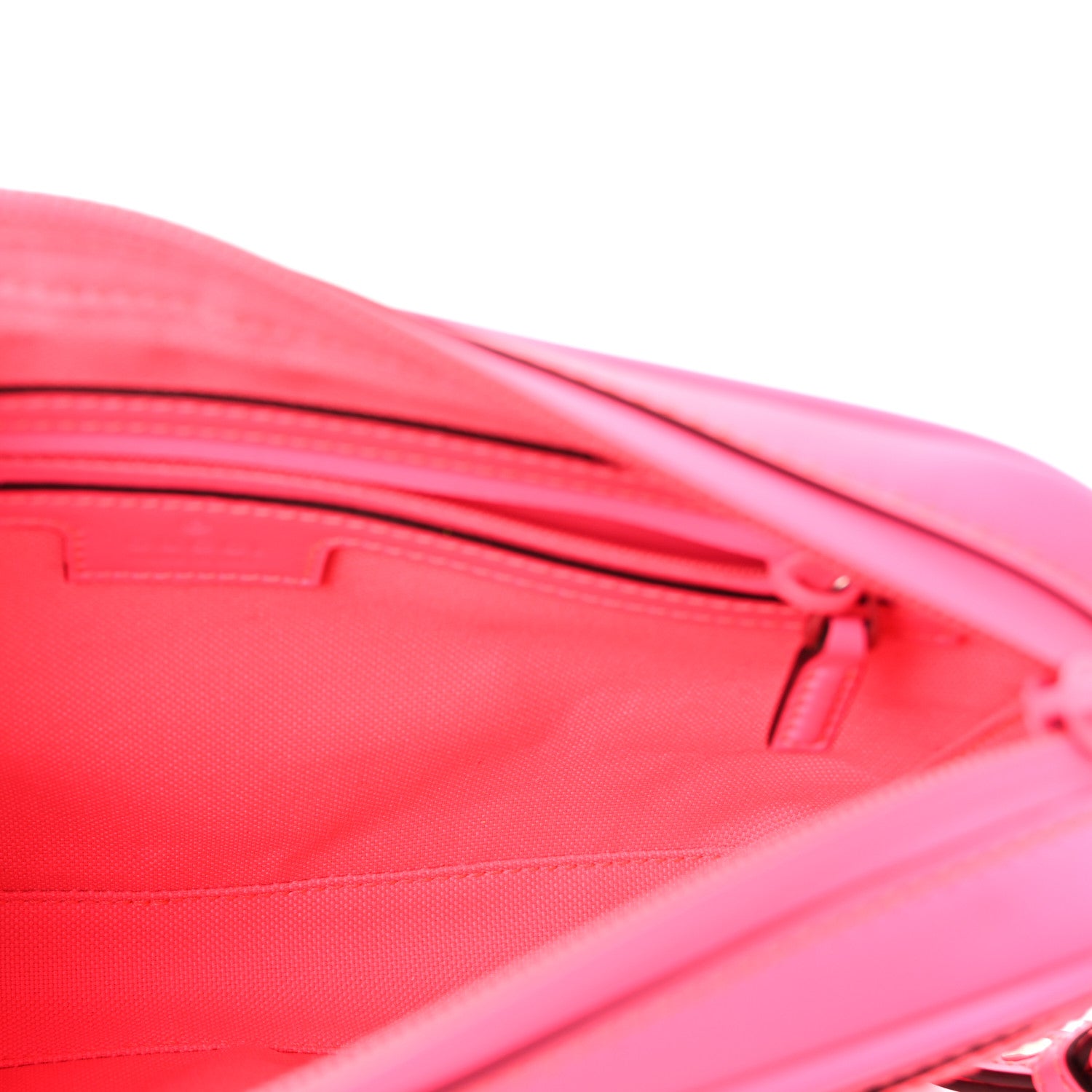Gucci Rubber Effect Monogram GG Crossbody Bag Fluorescent Fuxia 5 of 10