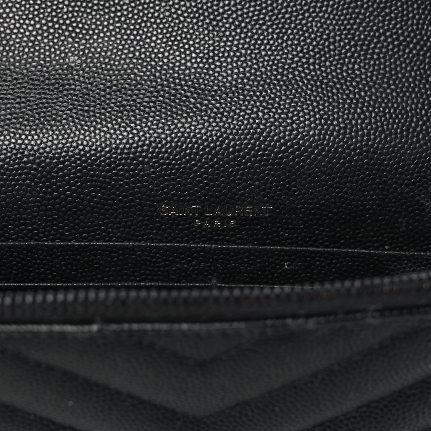 Grain De Poudre Matelasse Chevron Monogram Monochrome Envelope Chain Wallet Black