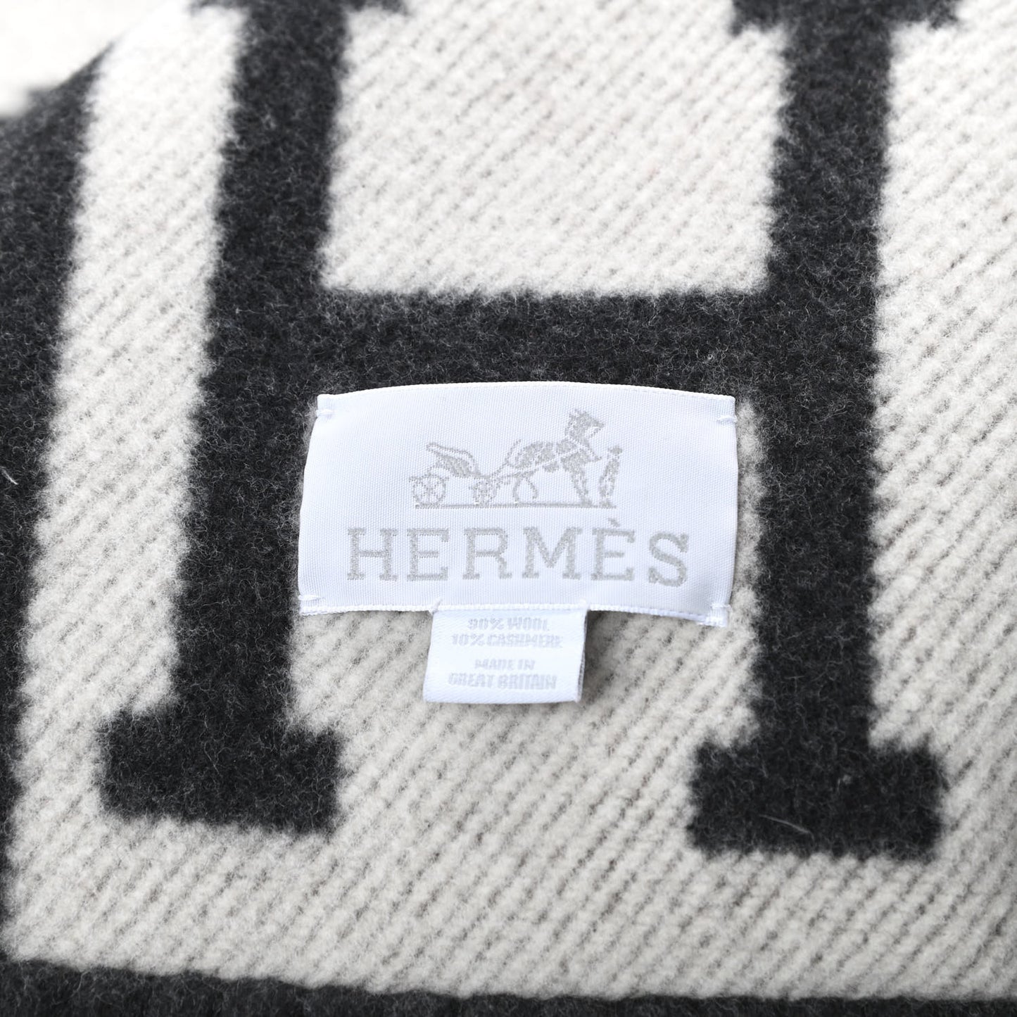 Wool Cashmere Avalon Blanket Ecru Gris Fonce