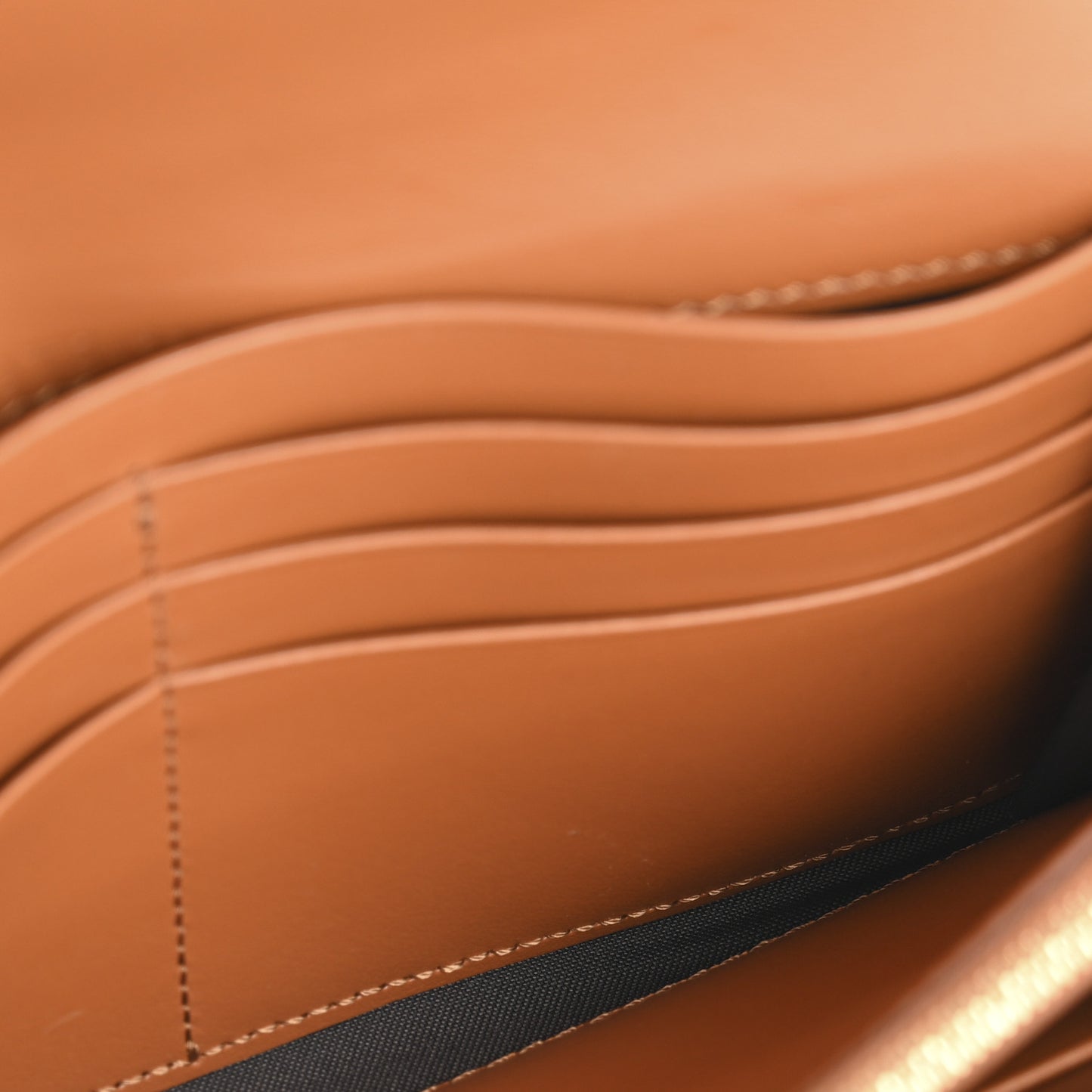 Vitello King Tamponato Logo Embossed Continental Wallet Cuoio